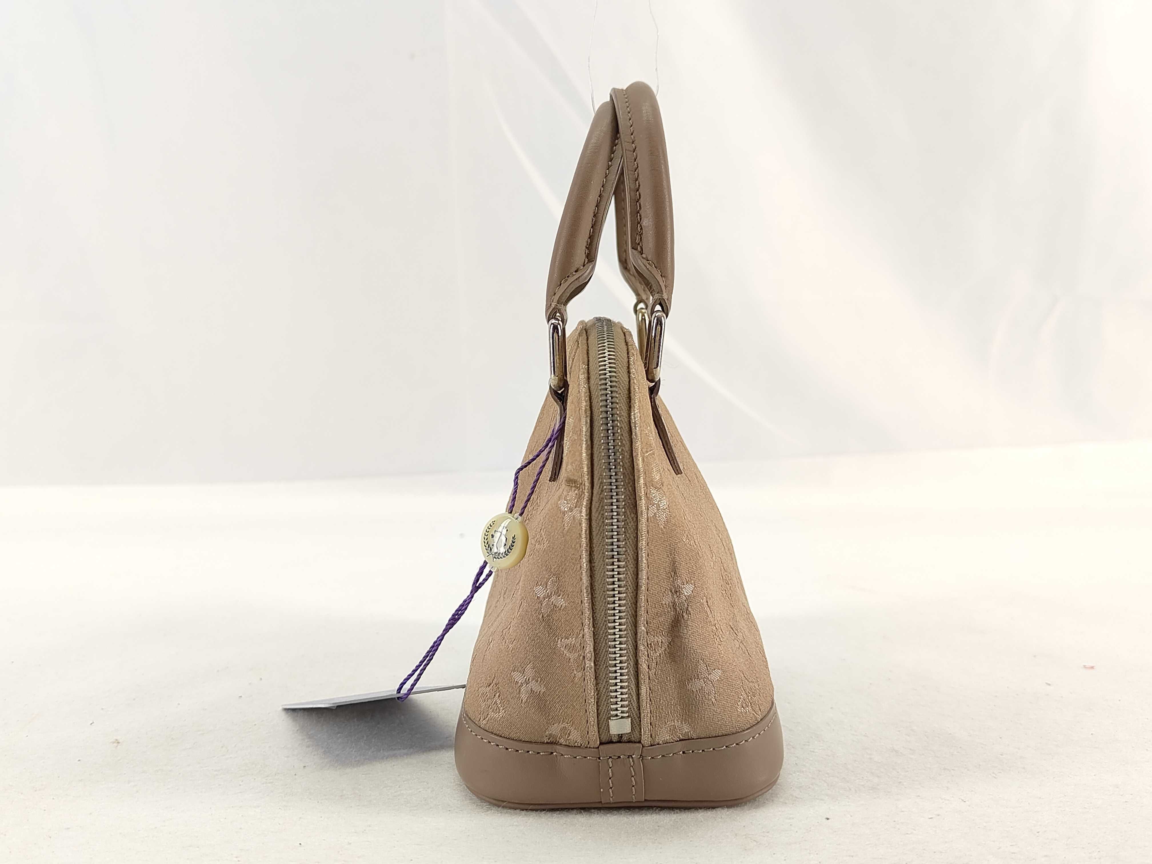 MIU handbag — view 3