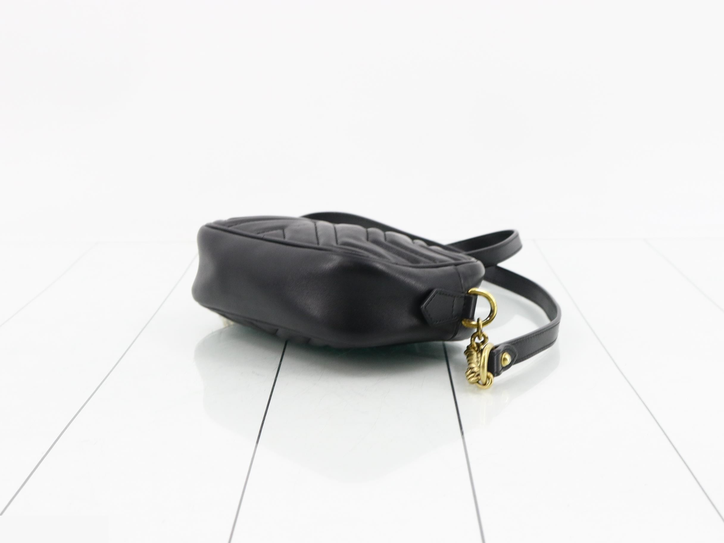 GG Marmont Leather Shoulder Bag — view 6