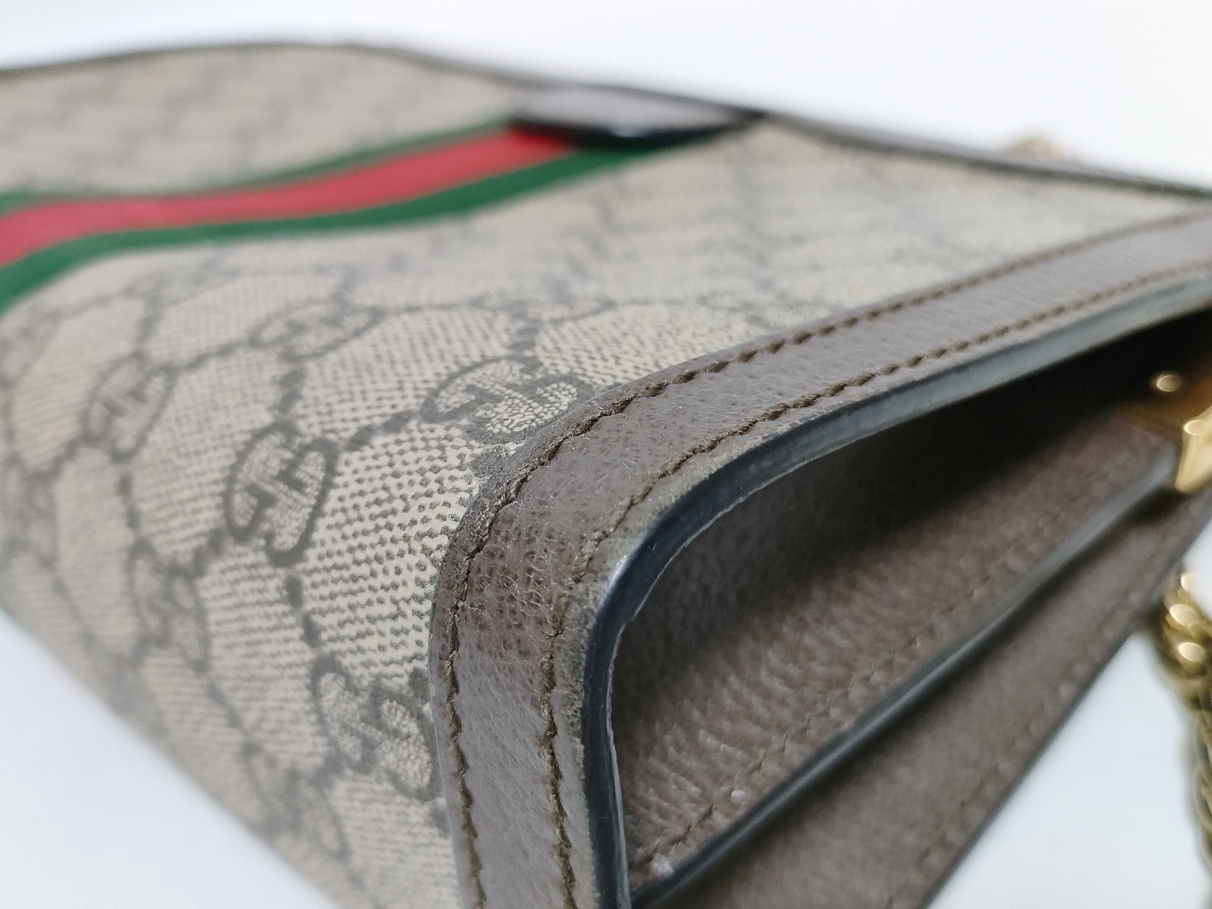 GG Supreme Shoulder Bag — view 6
