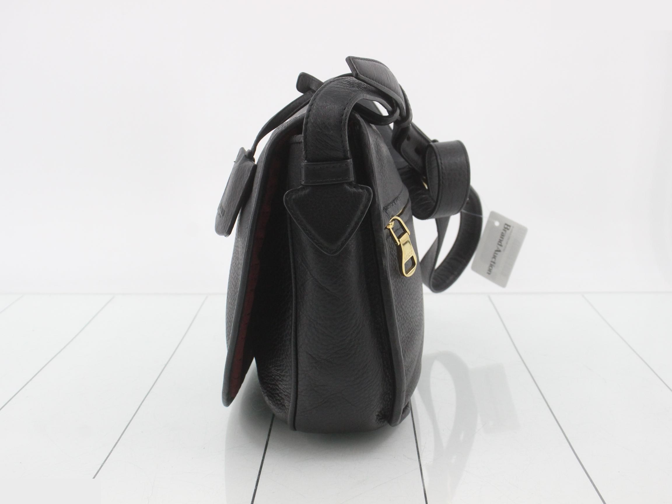 Embossed logo, black messenger bag, half-moon design, shoulder bag, item number 368 — view 3