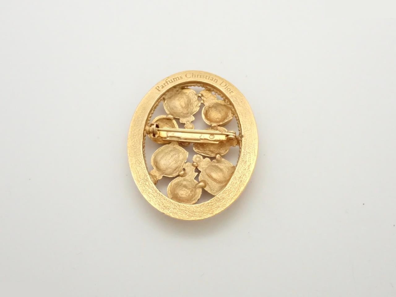 Other lines precious metals/brooches — view 2
