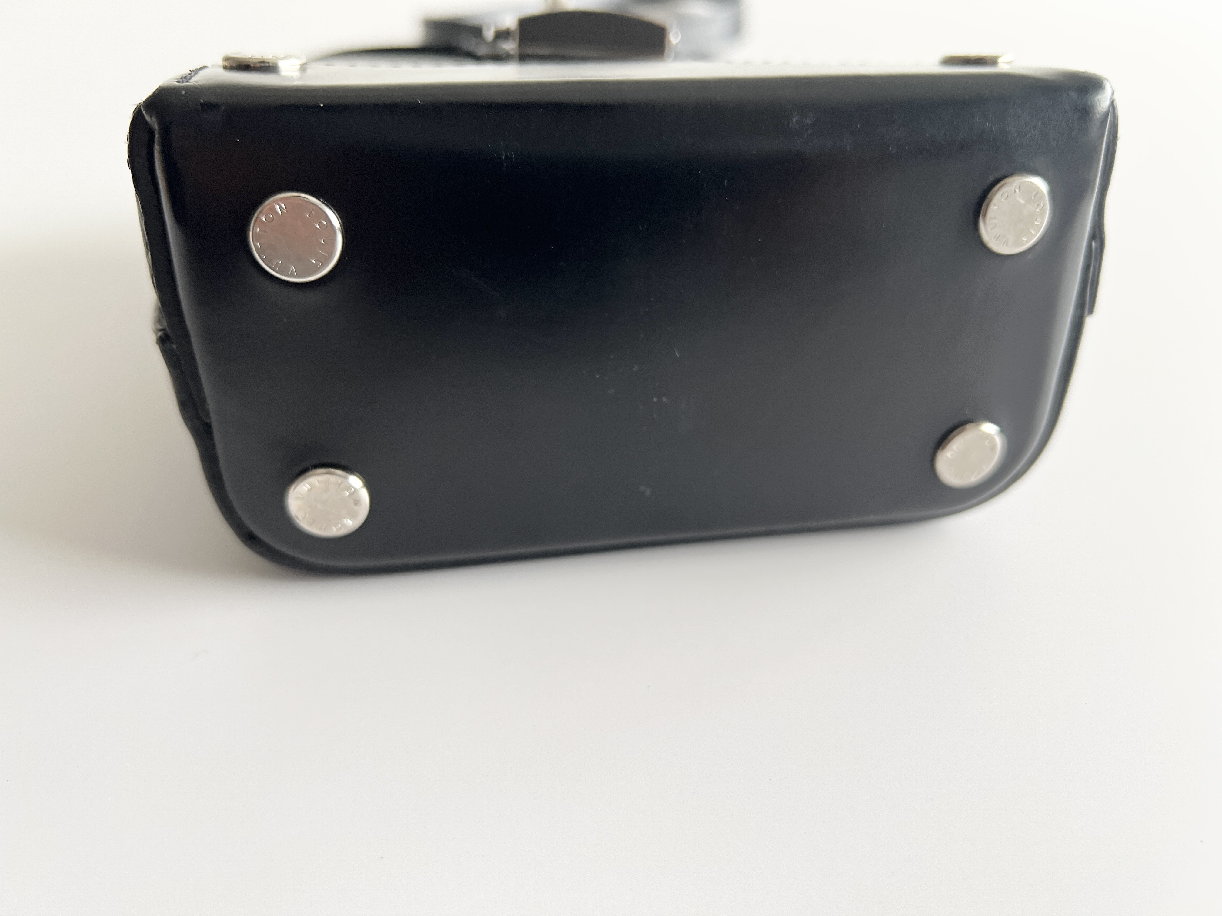 Bento Box BB Epi Logo Leather Shoulder Bag — view 14