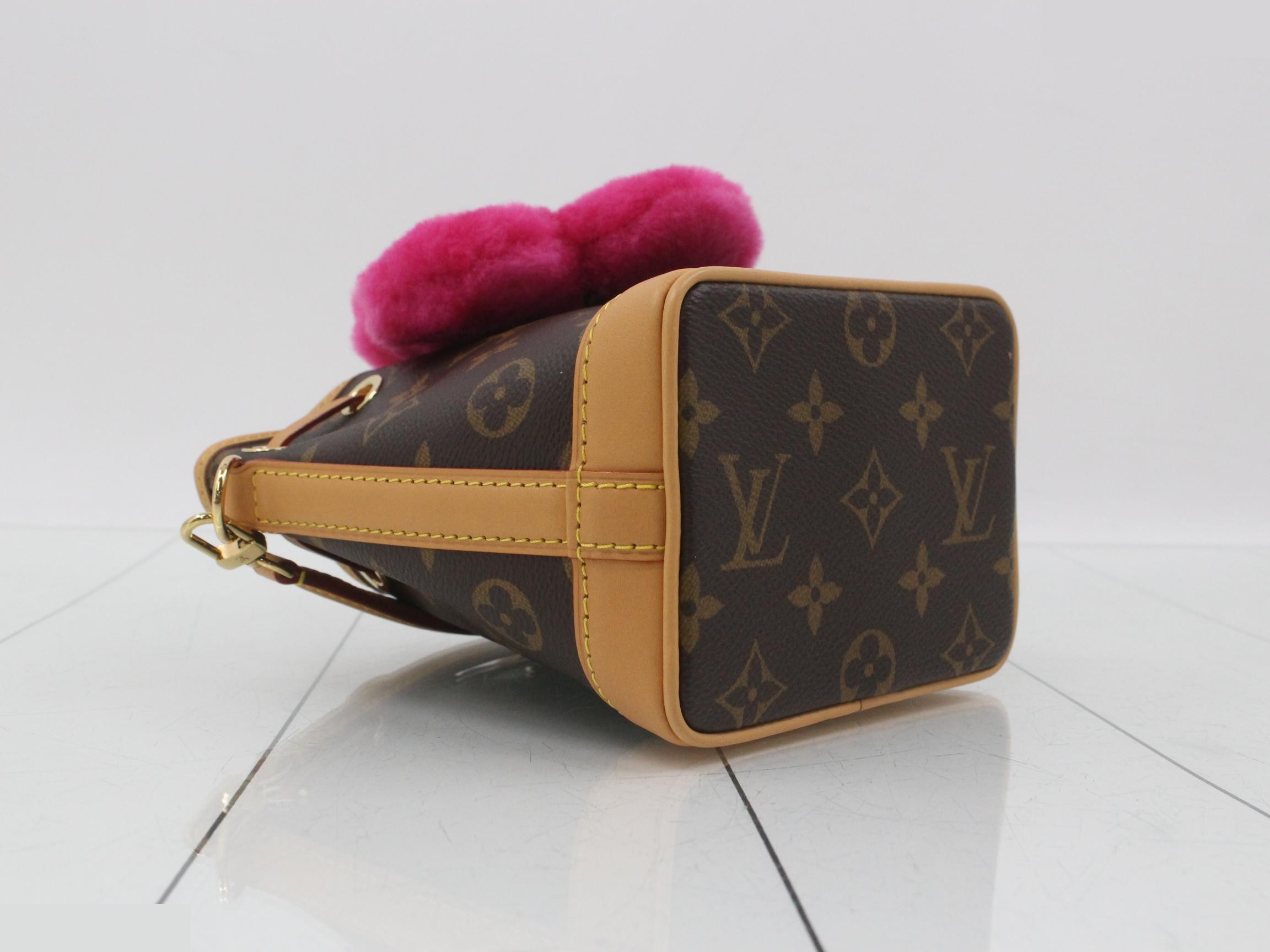 Monogram Noé Wear Vivienne 2-Way Handbag — view 5