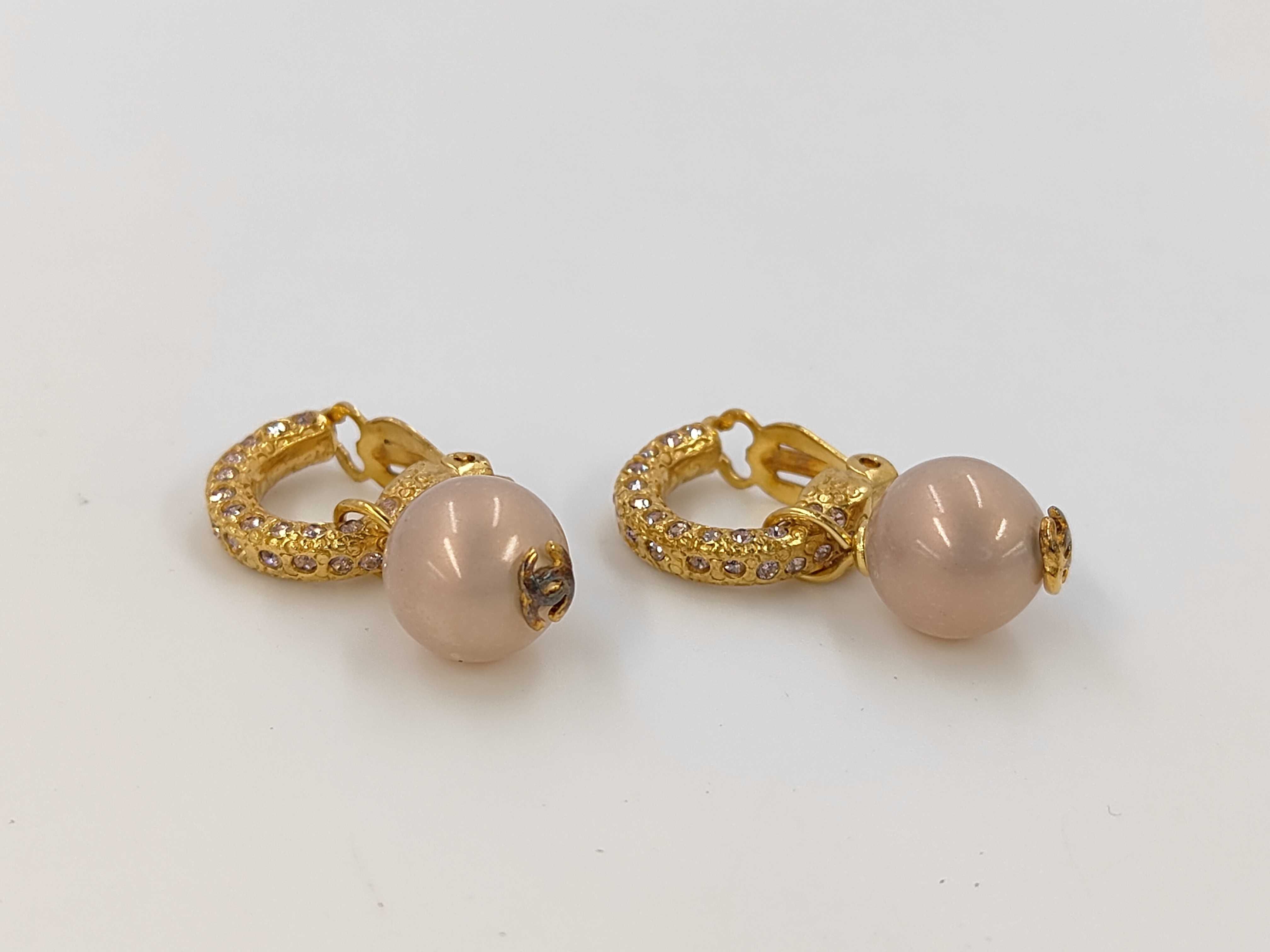 Hoop Earrings with Rhinestones, Pink Pearls, and Coco Mark (01P)