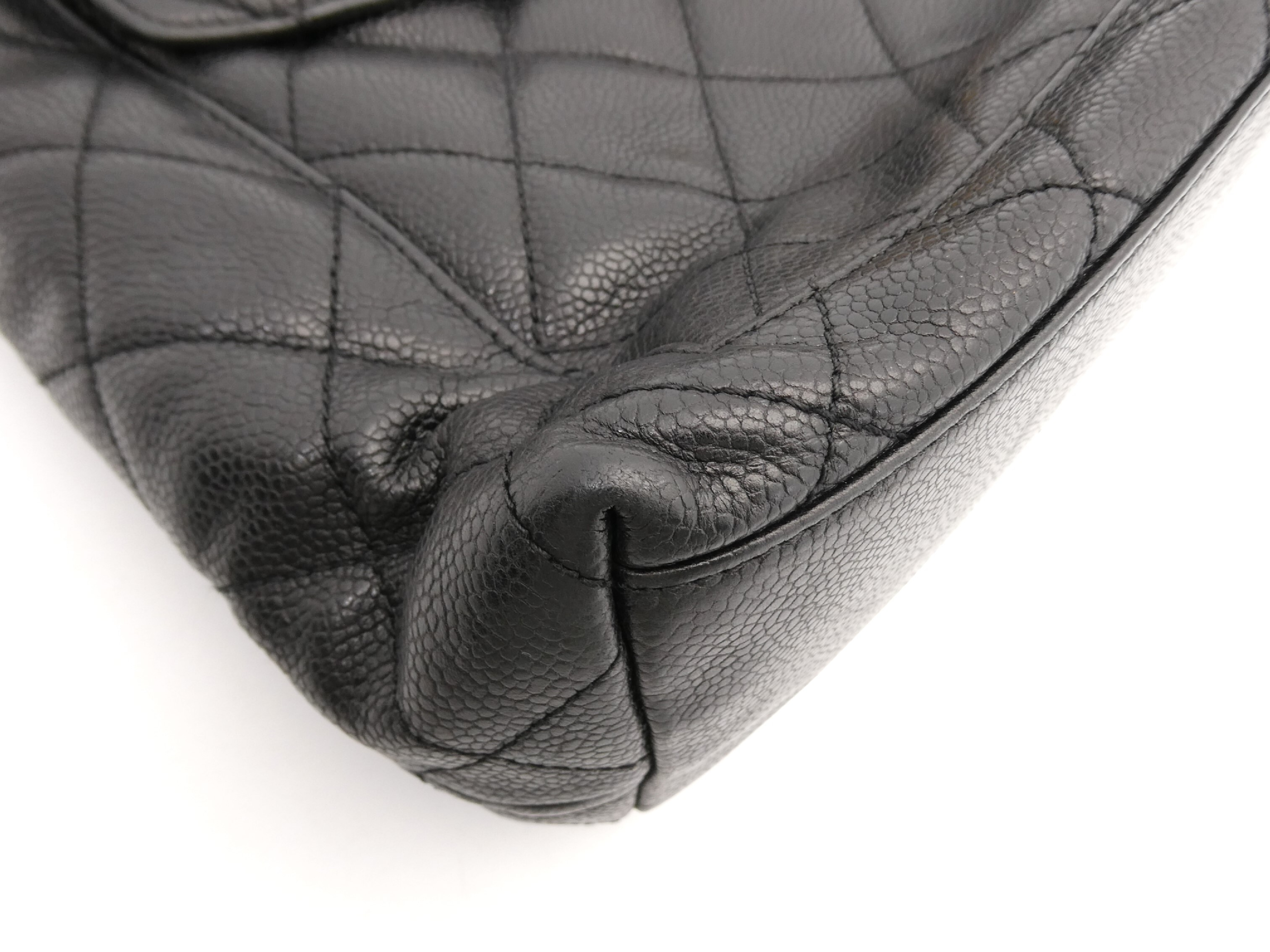 Matelassé Caviar Skin Coco Mark Turnlock Chain Shoulder Bag — view 10