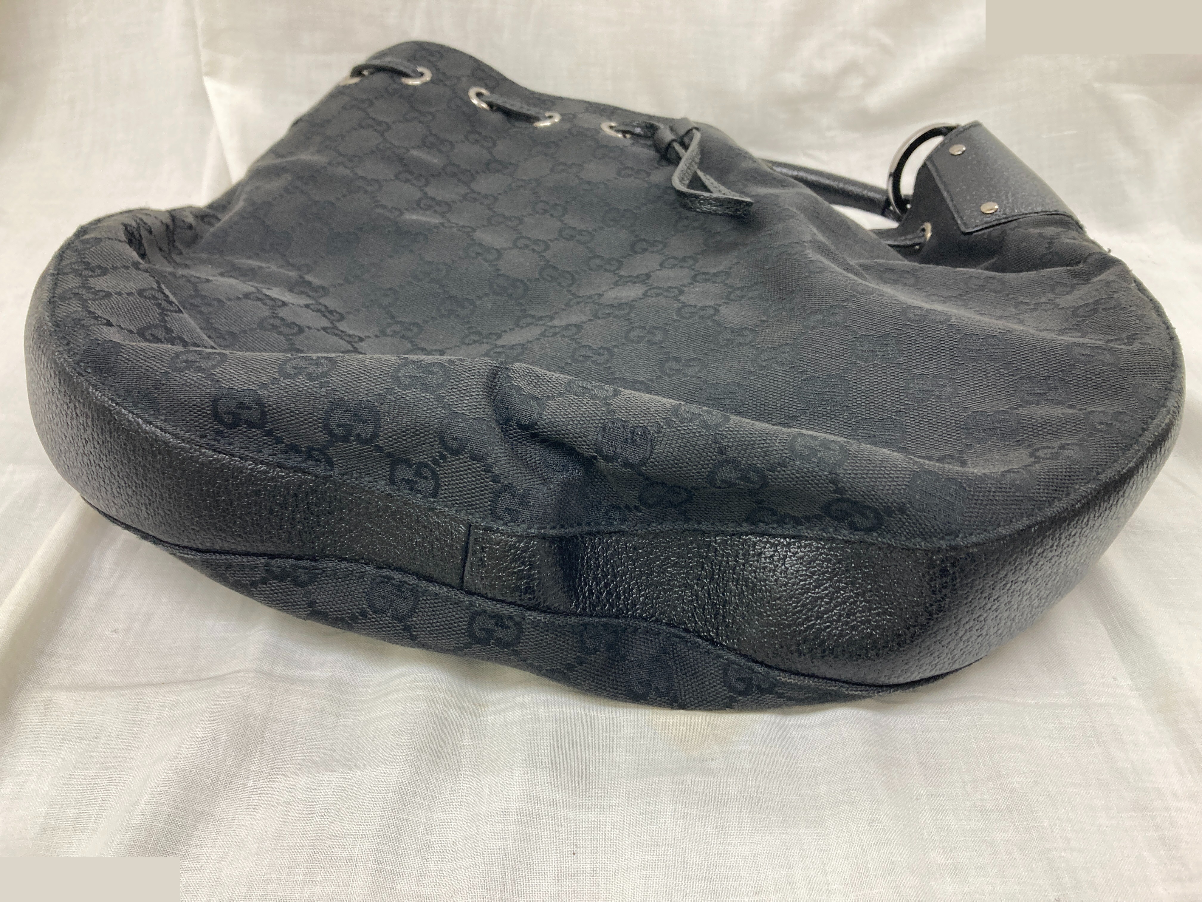 handbag — view 4