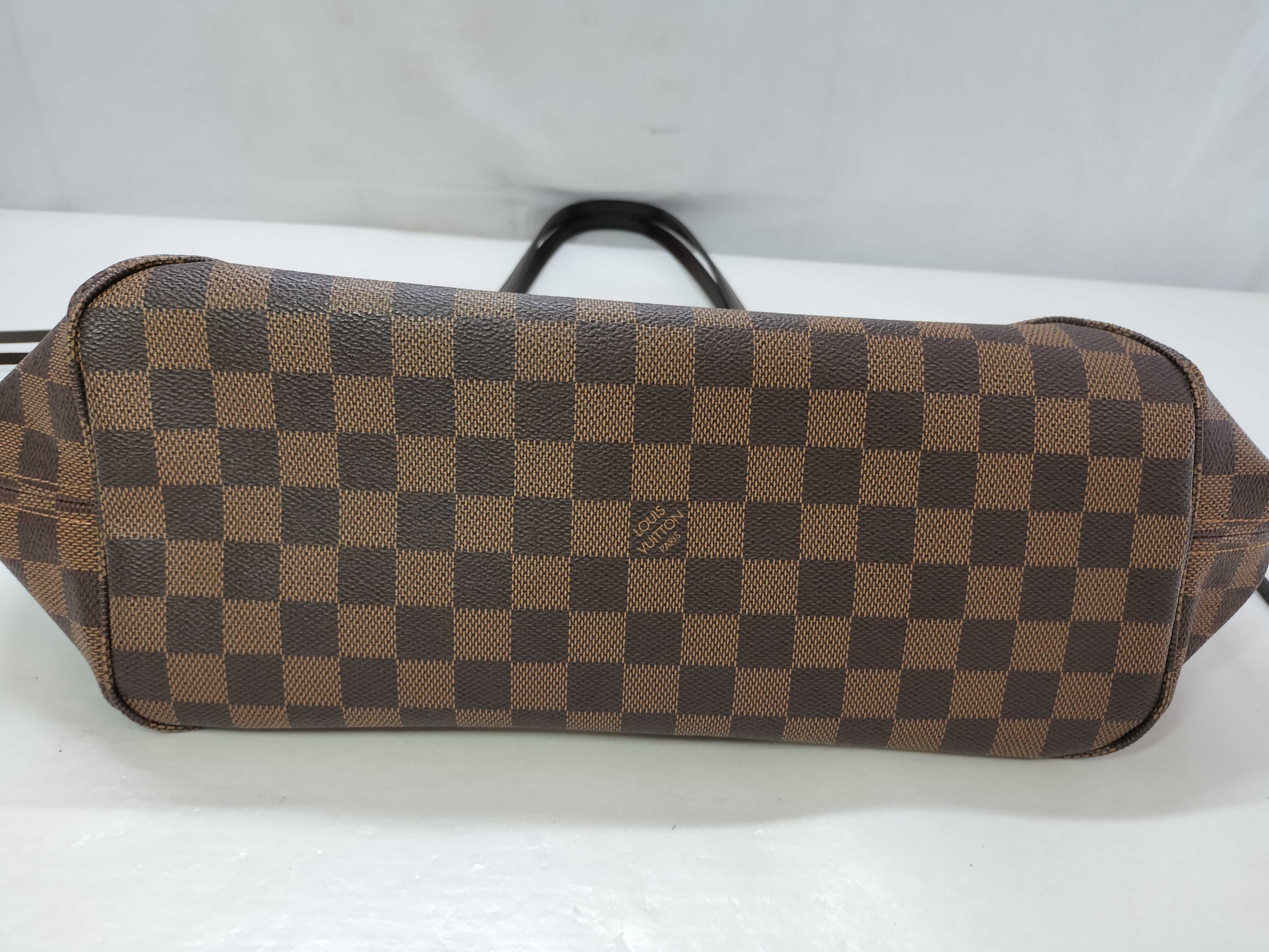 Damier Louis Vuitton Neverfull MM — view 15