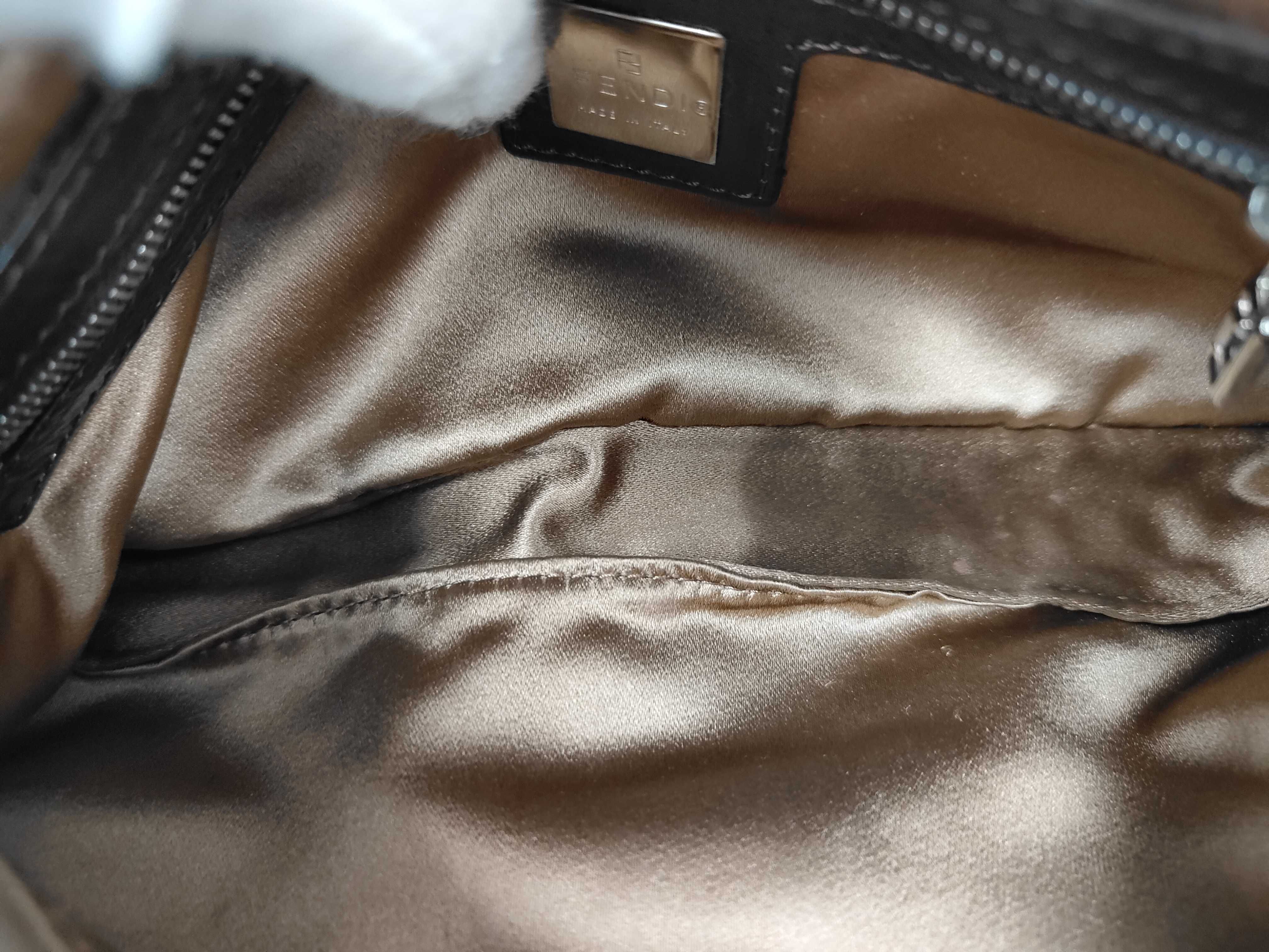 Mamma Bucket Handbag — view 7