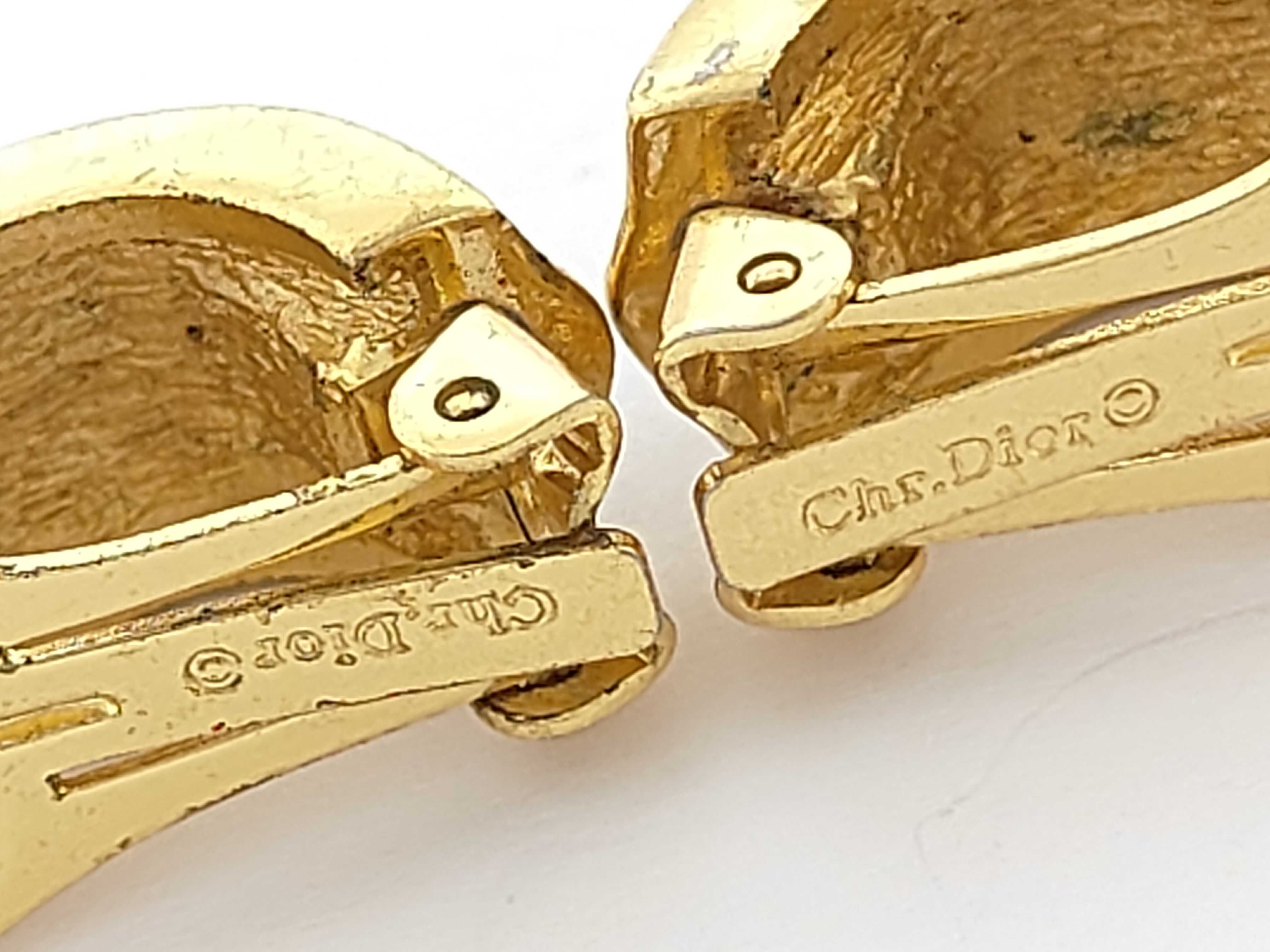 Earrings — view 3