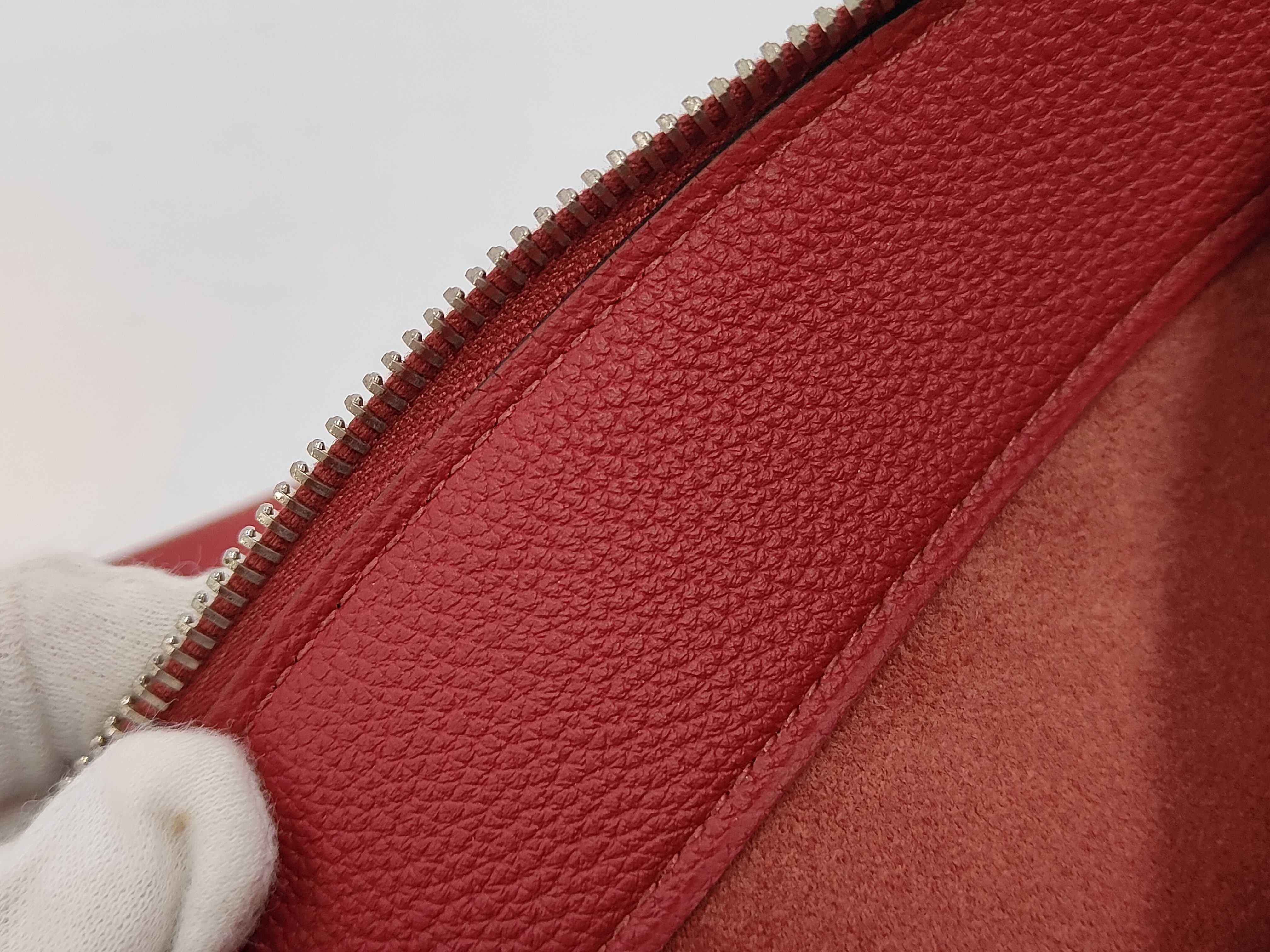 Clutch Bag, Taurillon Leather, Burgundy Bag — view 4