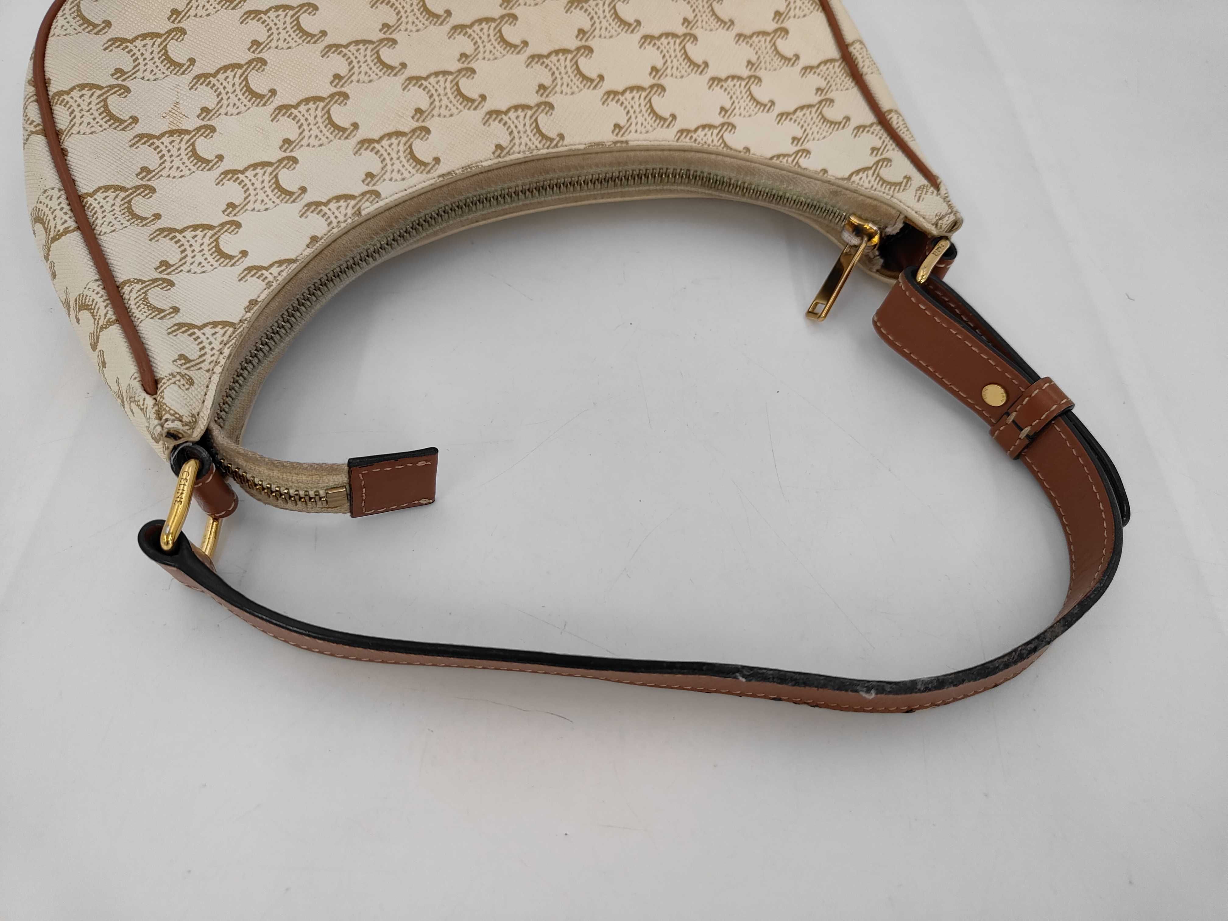 Triomphe Handbag — view 3