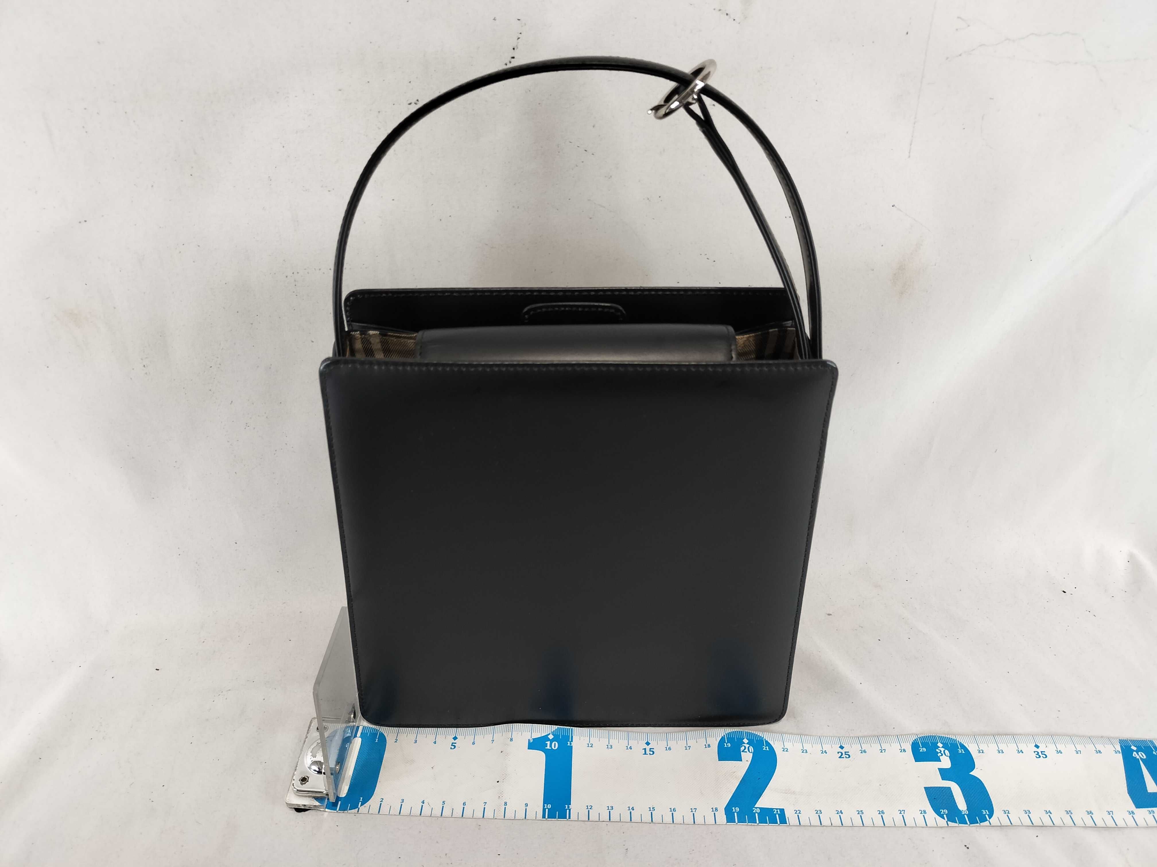 Leather Nova Check Shoulder Bag Handbag — view 2