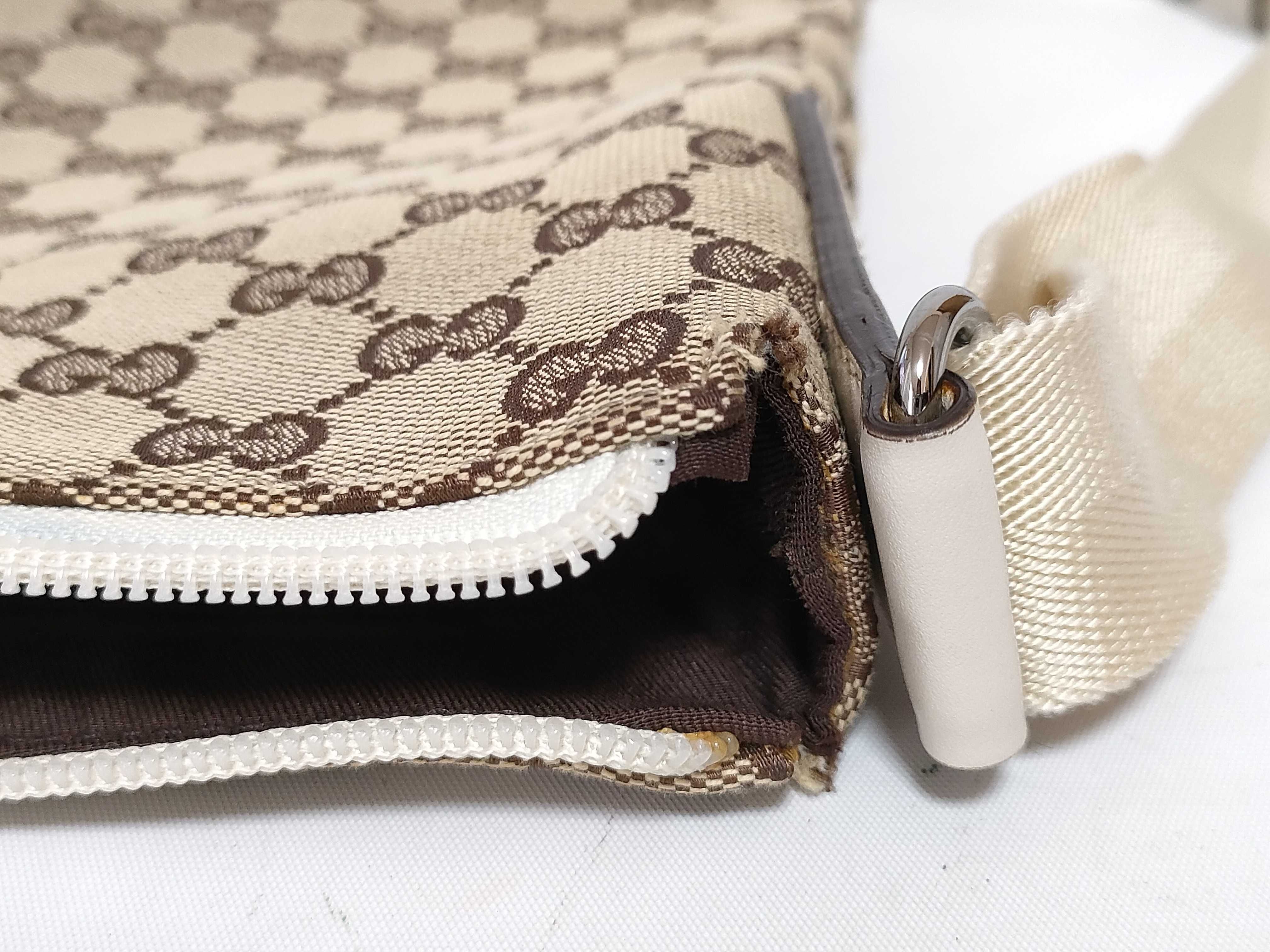 GG Canvas Shoulder Bag — view 13