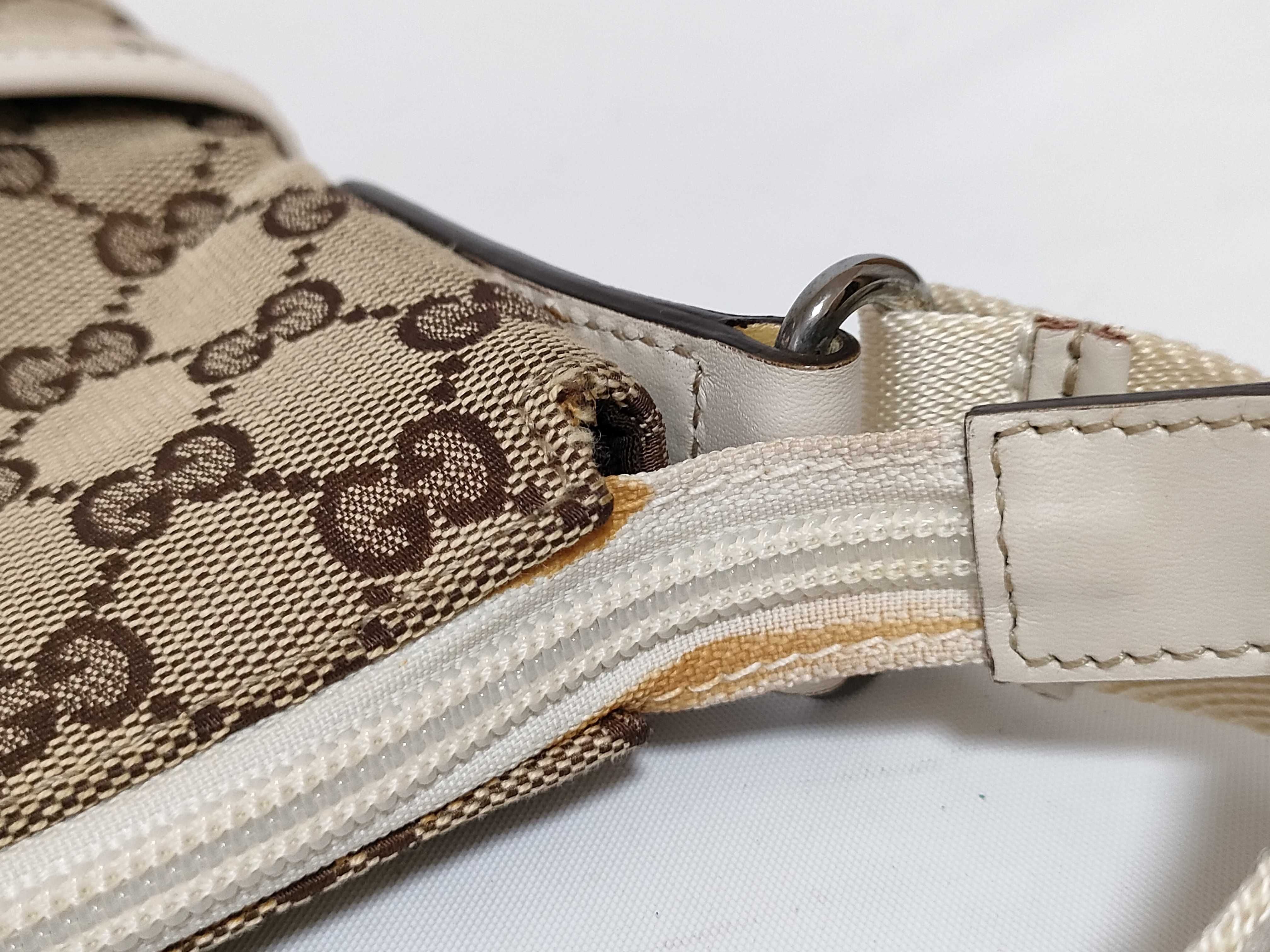 GG Canvas Shoulder Bag — view 15