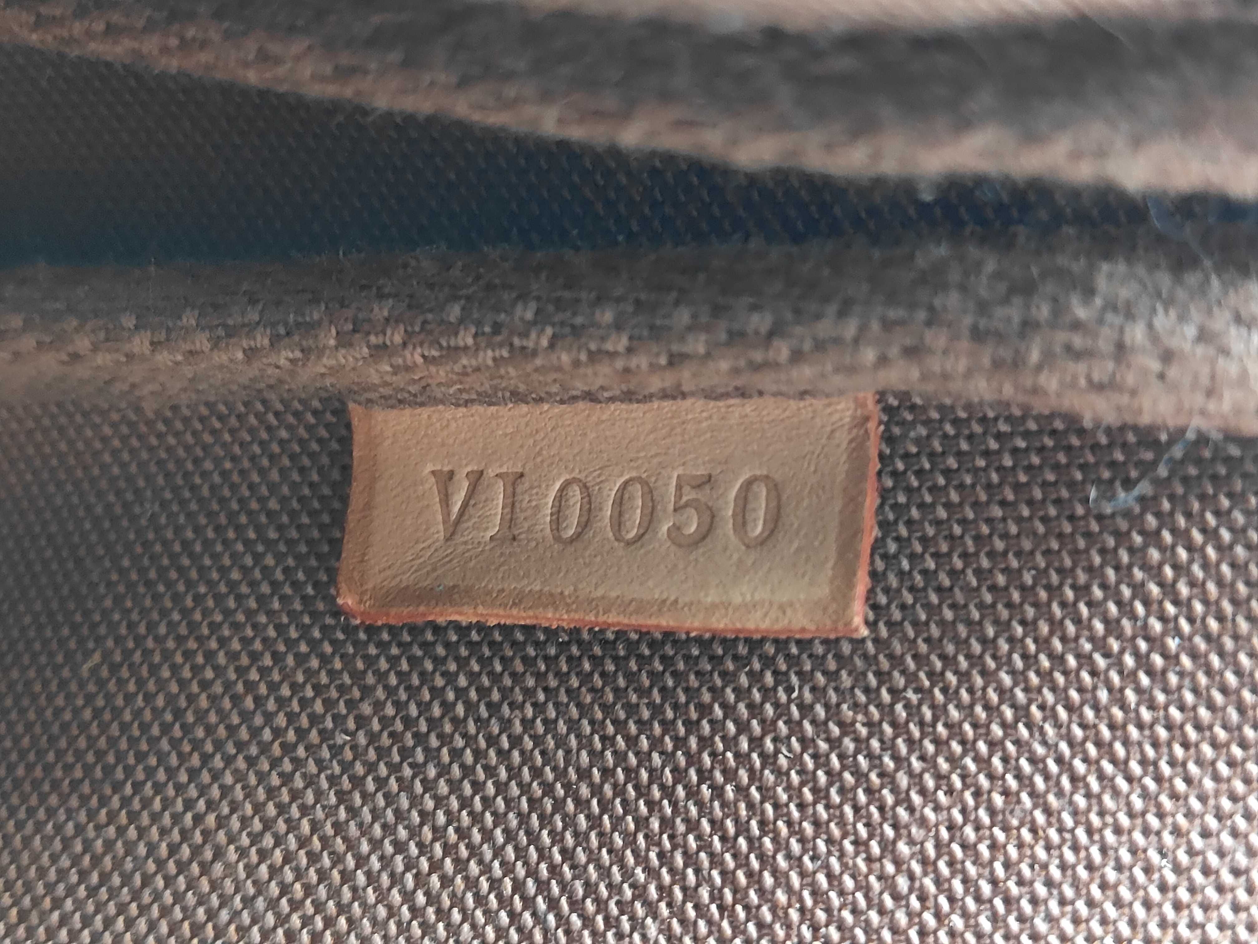 Monogram Accessoires Pouch — view 12