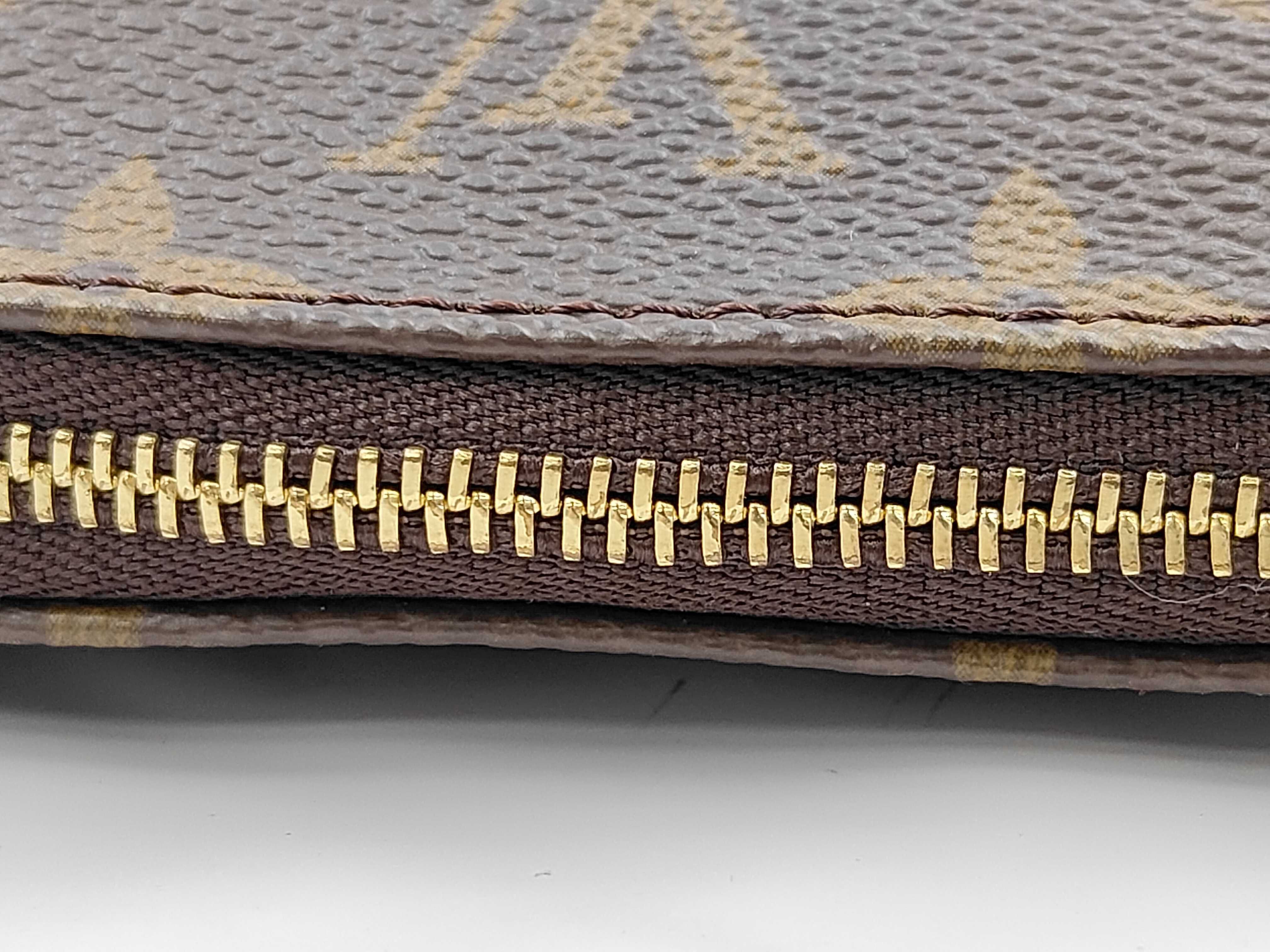Monogram Accessoires Pouch — view 6