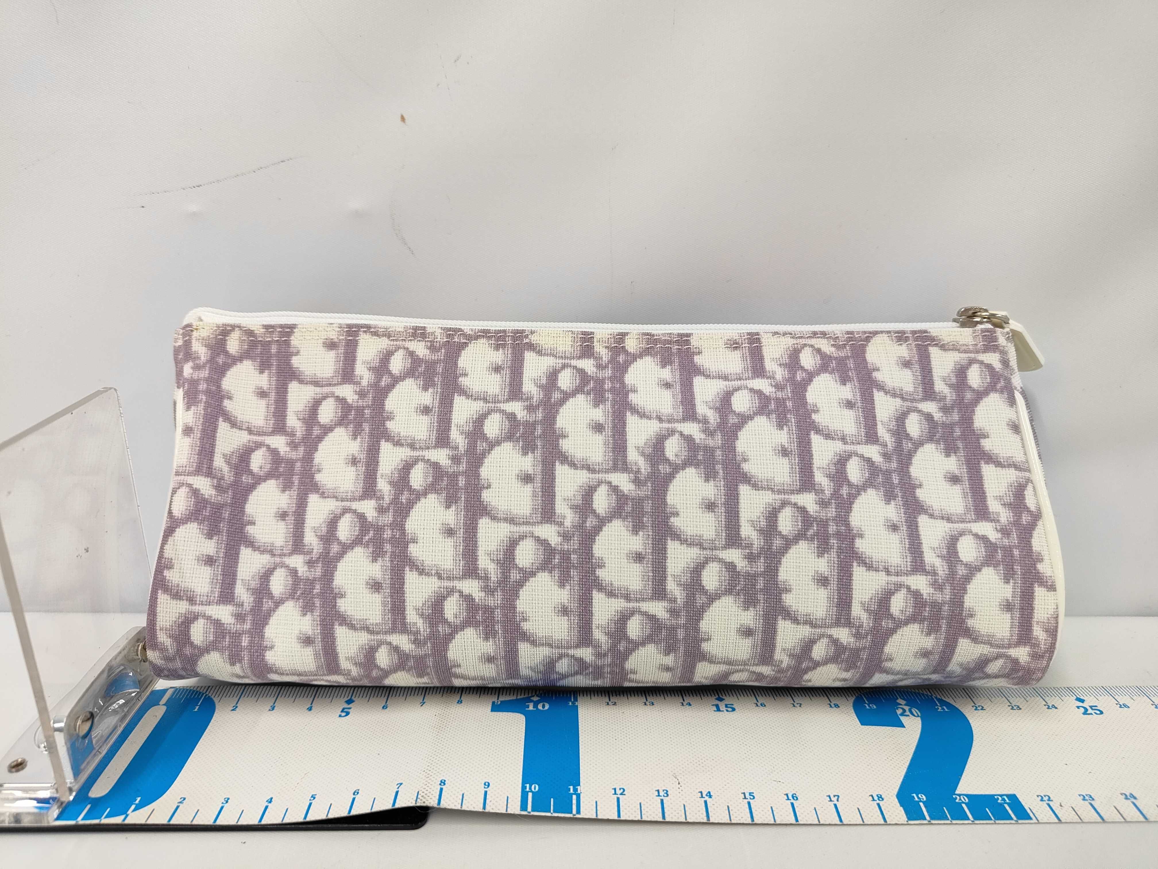 Trotter Pouch — view 2