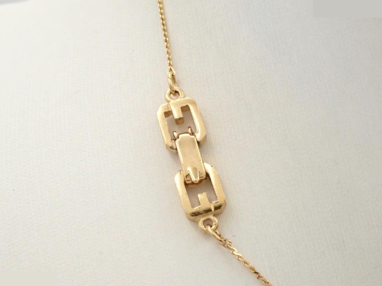 Other lines: Precious metals, necklaces, pendants, chains approximately 40cm long. — view 2
