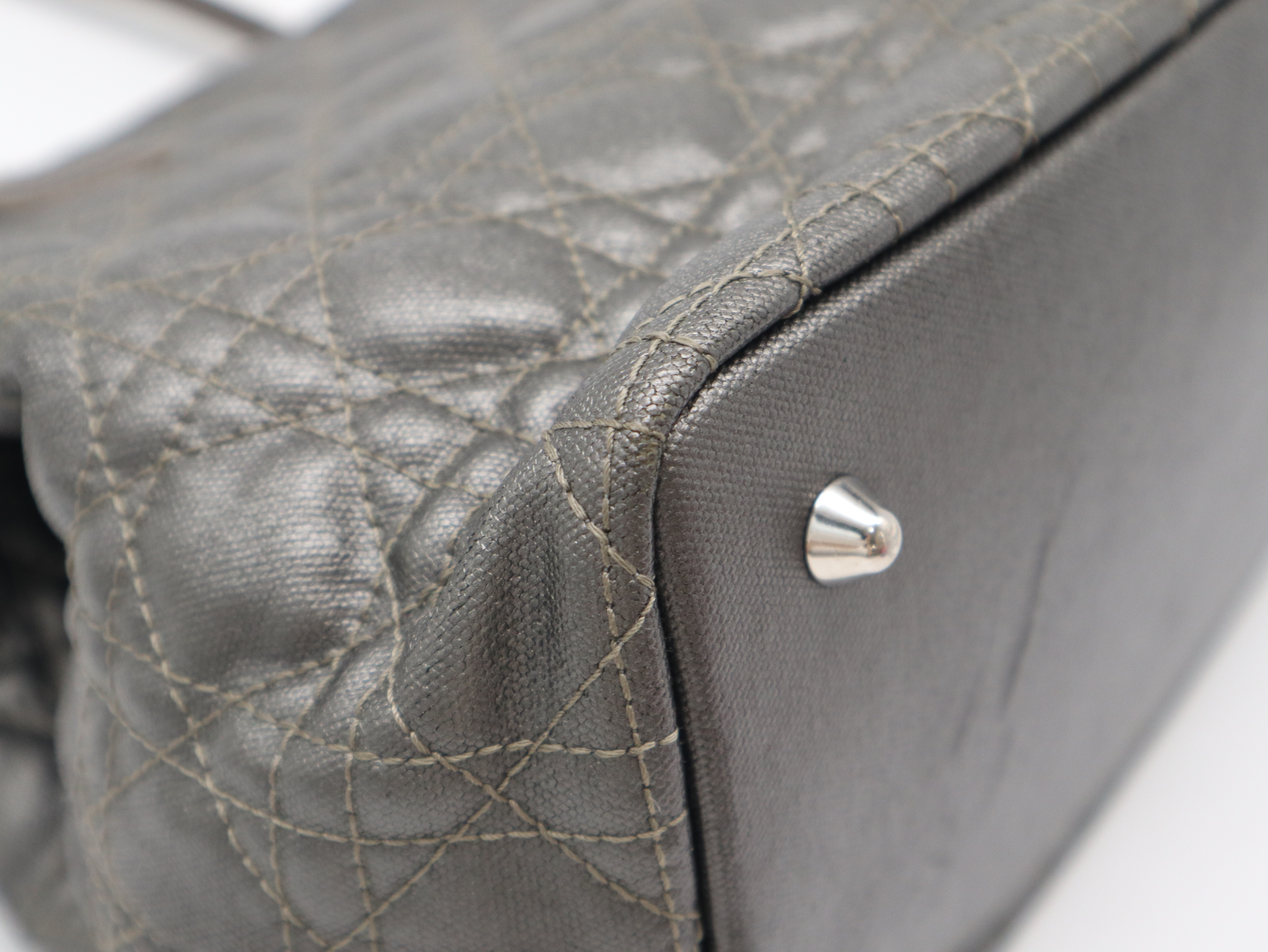 Cannage Panarea Leather Metallic Grey Tote Bag — view 9
