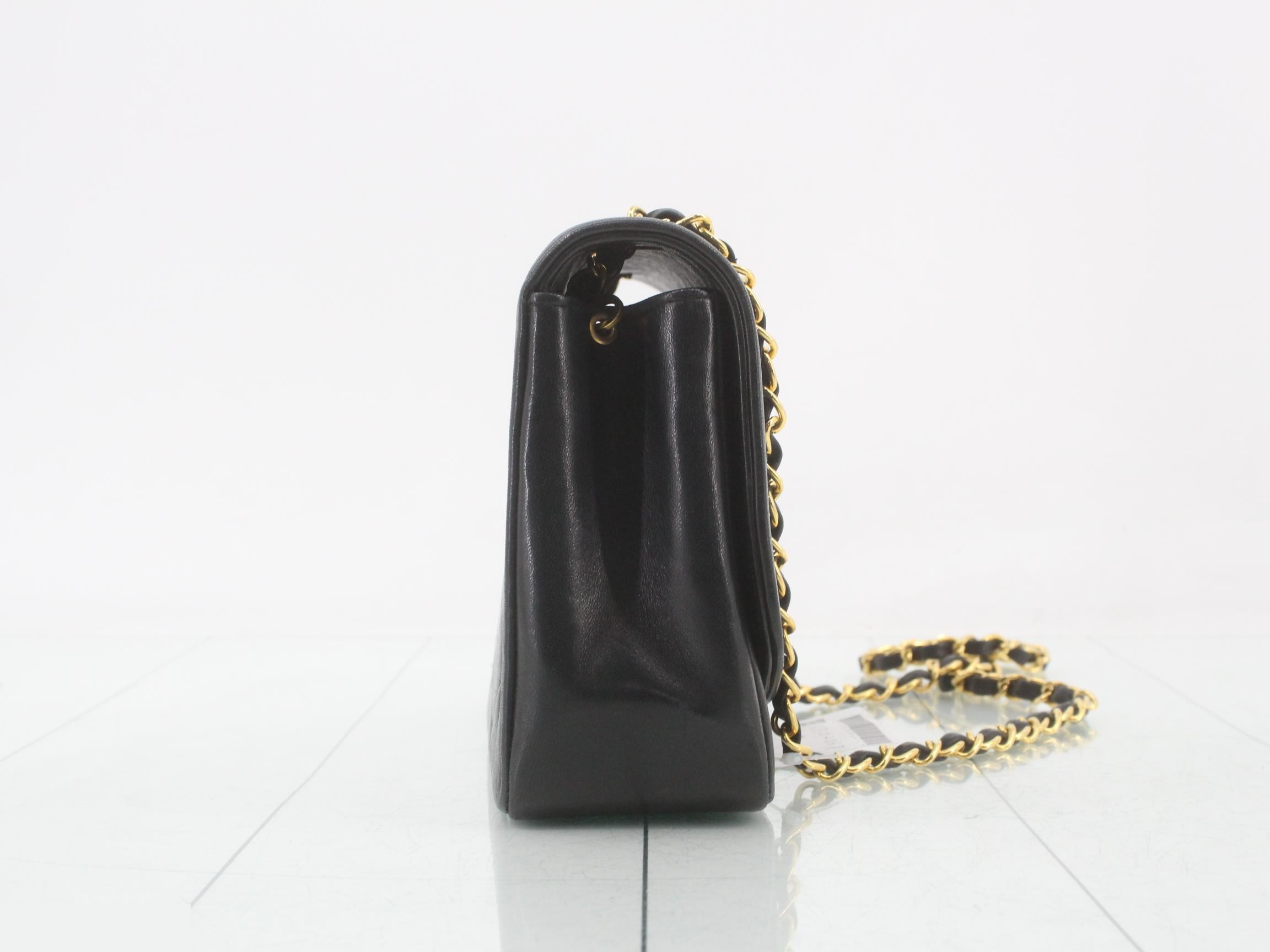Diana 25 Lamb Chain Shoulder Bag — view 4
