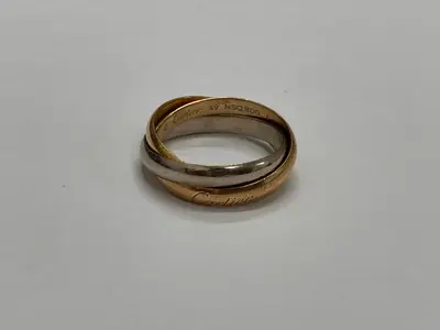 Trinity ring, 750 alloy, size #49, 4.6g