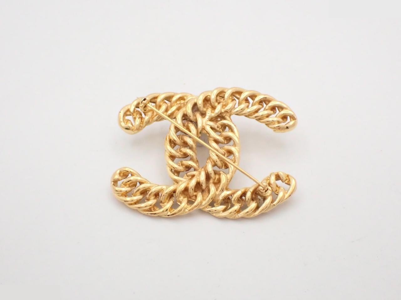 Coco Chain Gold Brooch — view 2