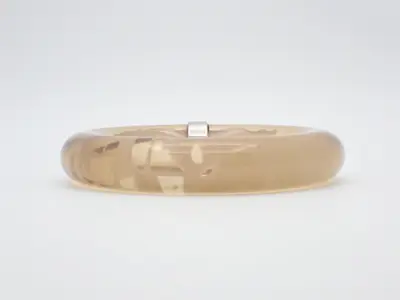 Other items: Precious metals, bracelets, bangles (metal) M size, box