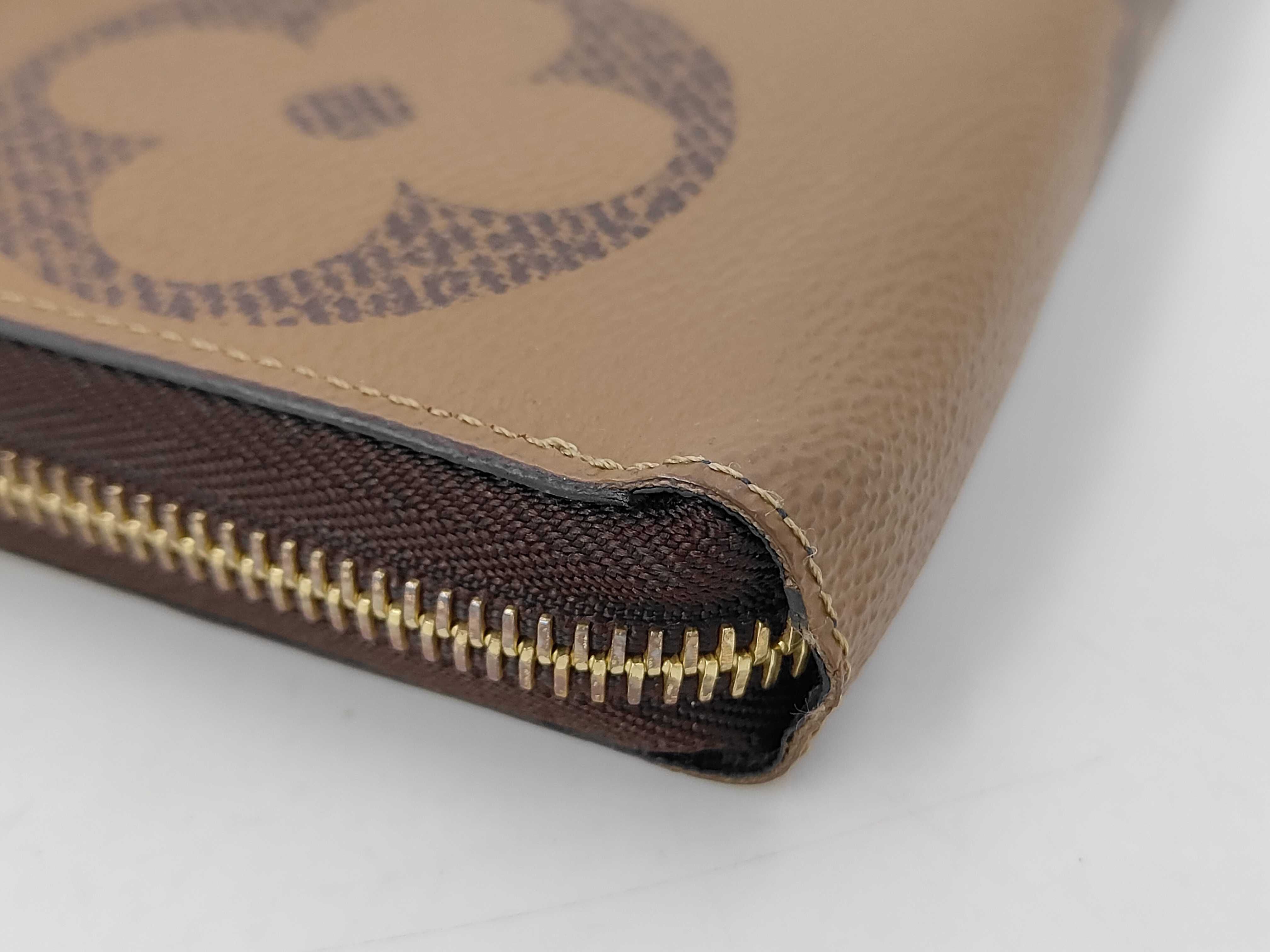 Giant Reverse Zippy Wallet with IC Chip — view 6