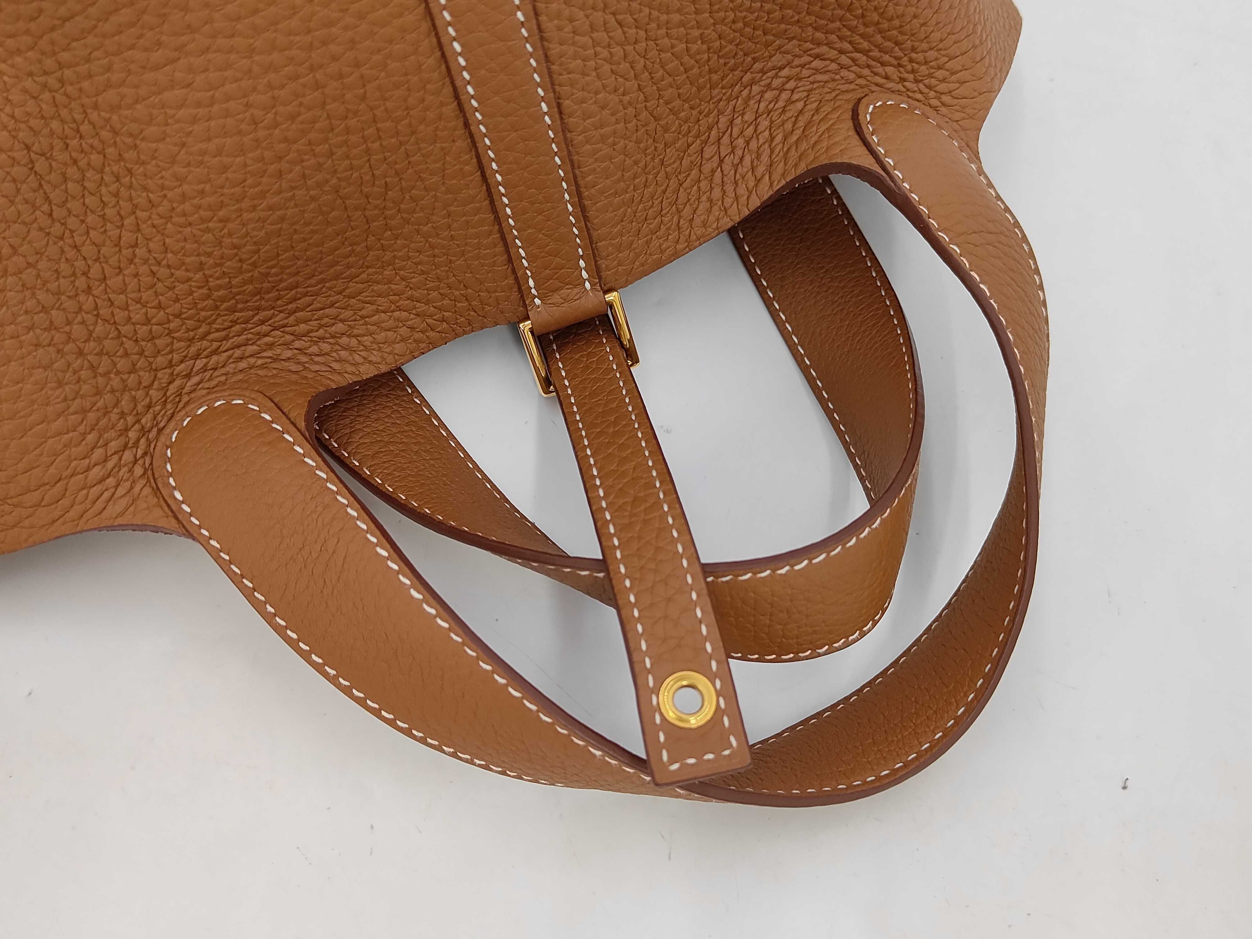 Picotin Lock 18 PM, Taurillon Clemence leather, gold hardware, Y: 2020, handbag — view 3