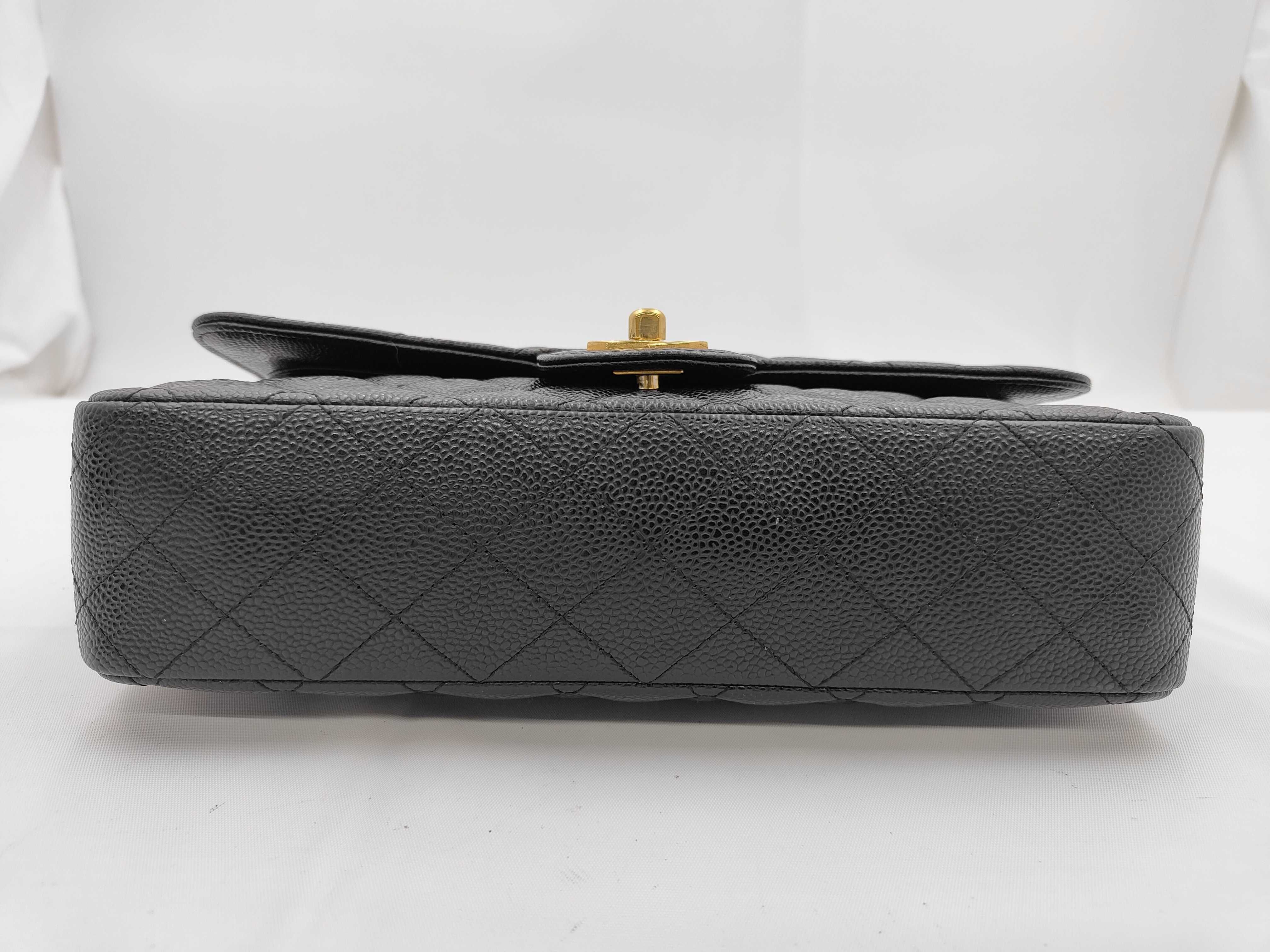 Matelassé 25 Double Flap Chain Shoulder Bag, Caviar Leather, Black Shoulder Bag — view 5