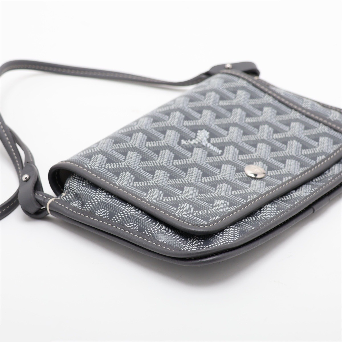 Plume Pouch Wallet, PVC x Leather Shoulder Bag, Gray — view 4