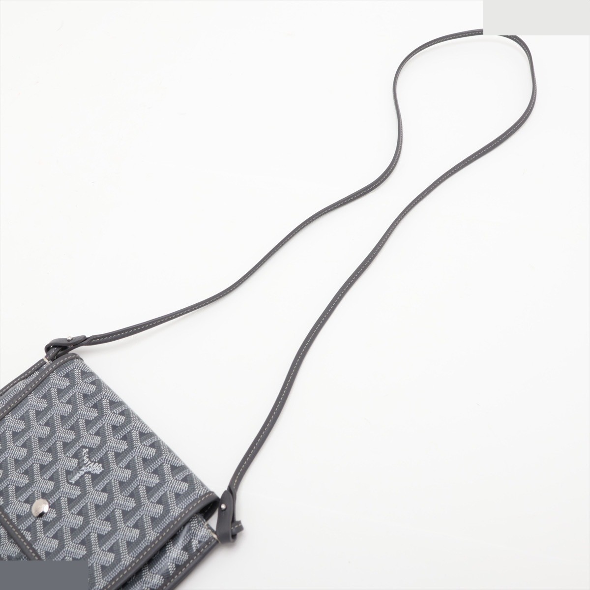 Plume Pouch Wallet, PVC x Leather Shoulder Bag, Gray — view 5