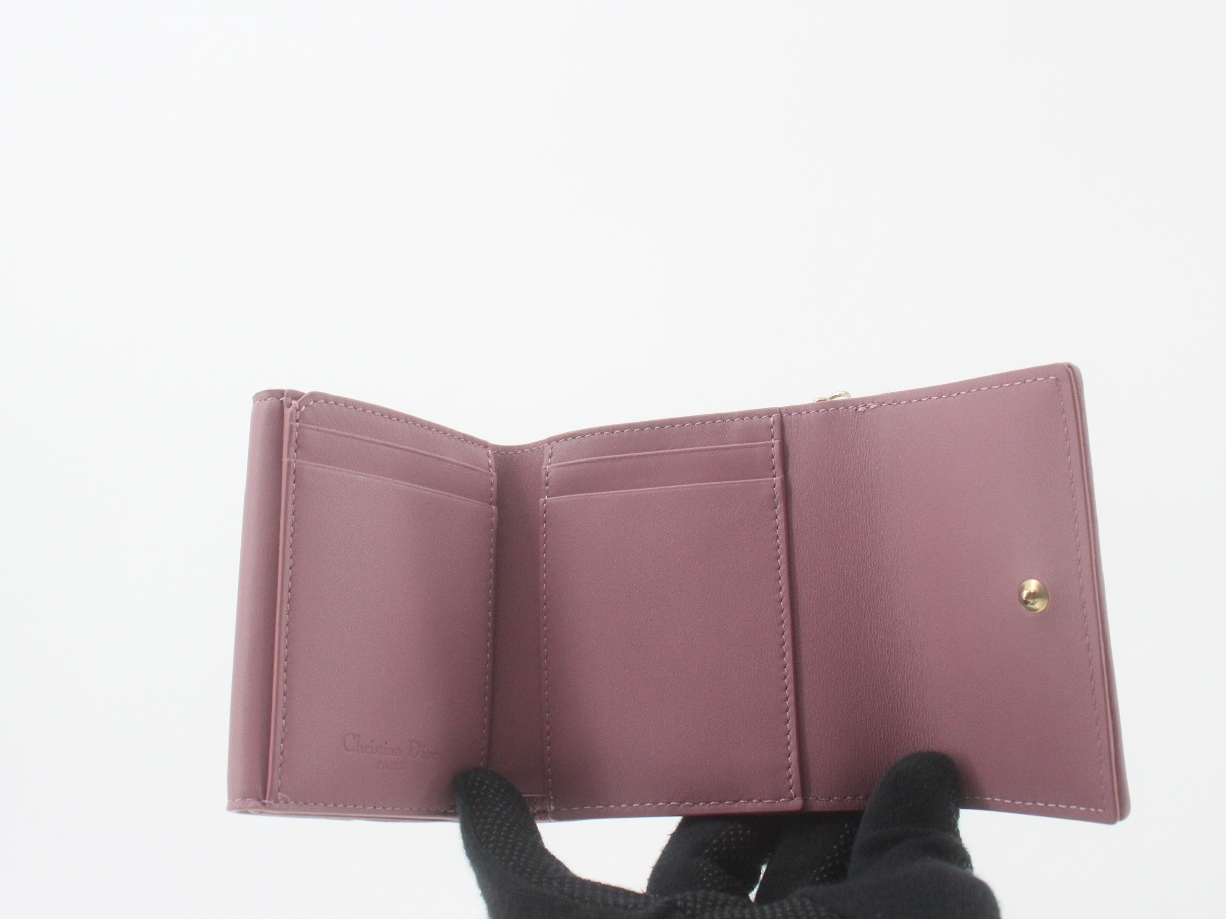 Other lines: Bags and Wallets — view 4