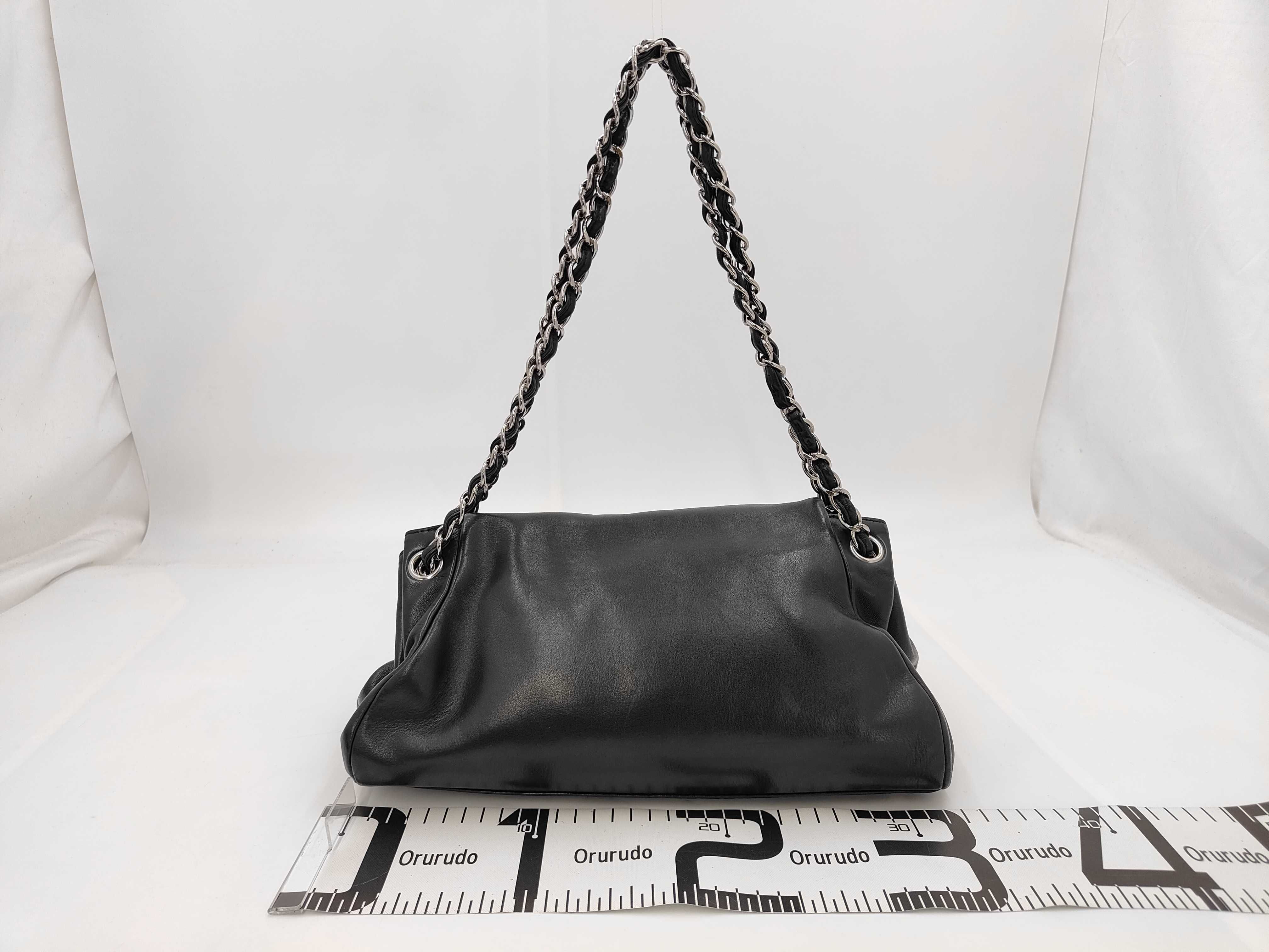 bag Chanel shoulder bag — view 2