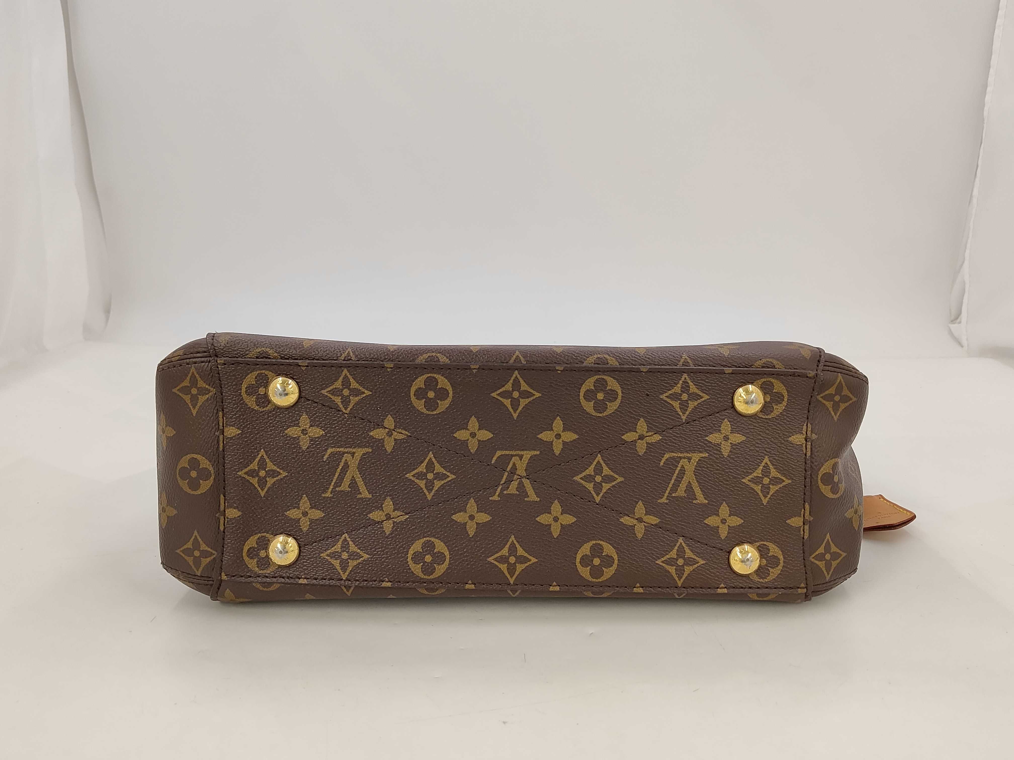 LV Bag Montaigne Handbag — view 4