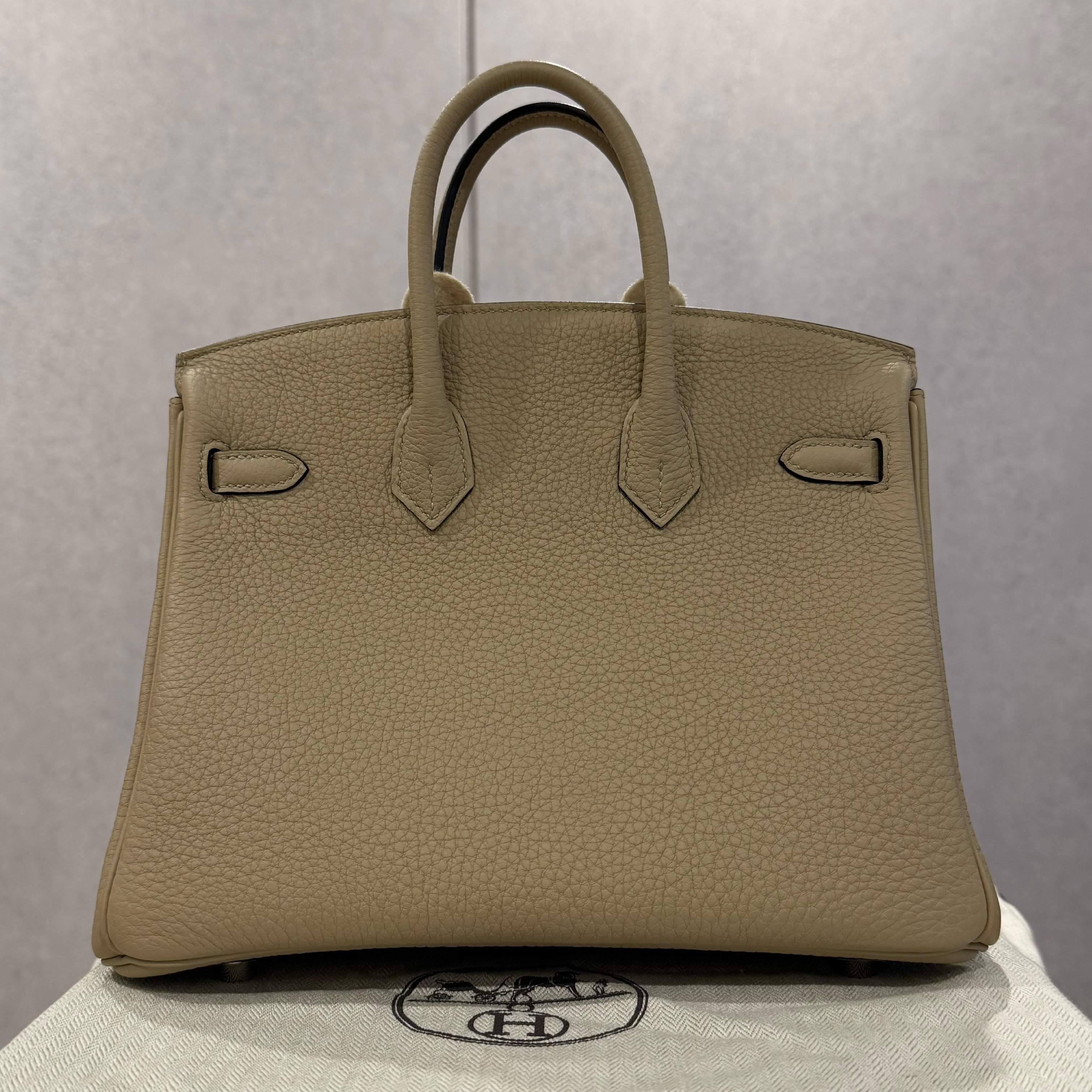 Birkin25 Trench Togo PHW K Stamp Handbag — view 2