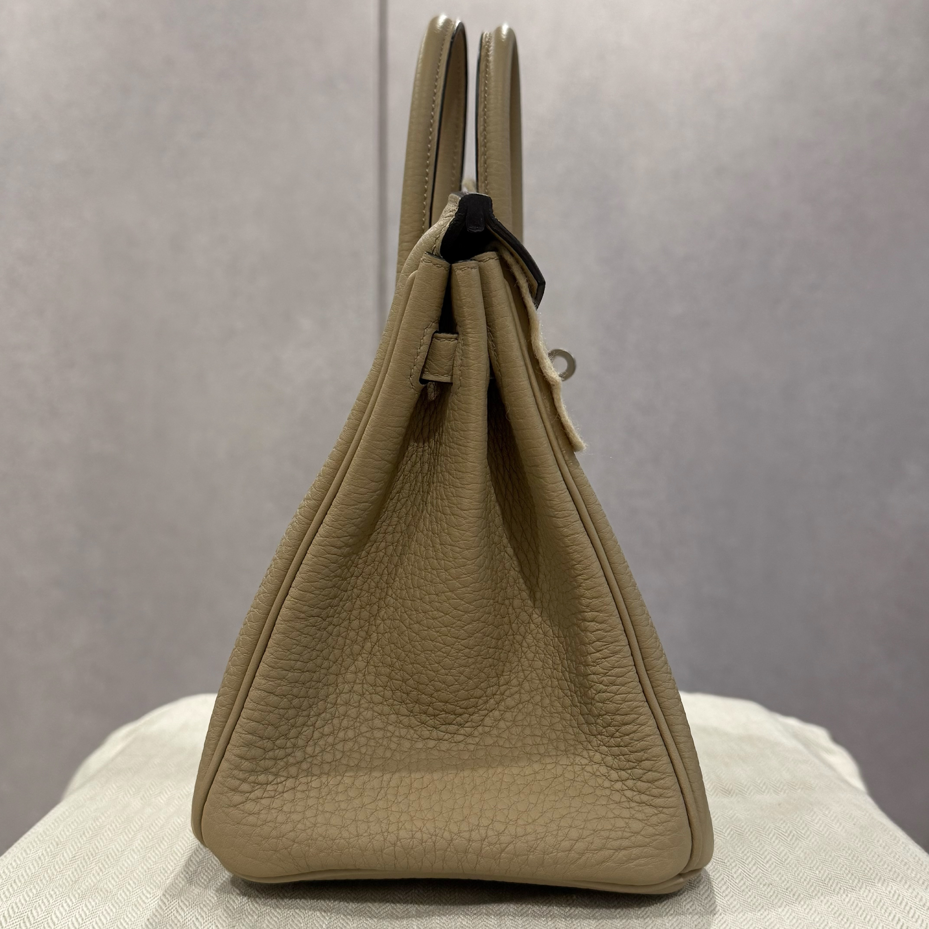 Birkin25 Trench Togo PHW K Stamp Handbag — view 4