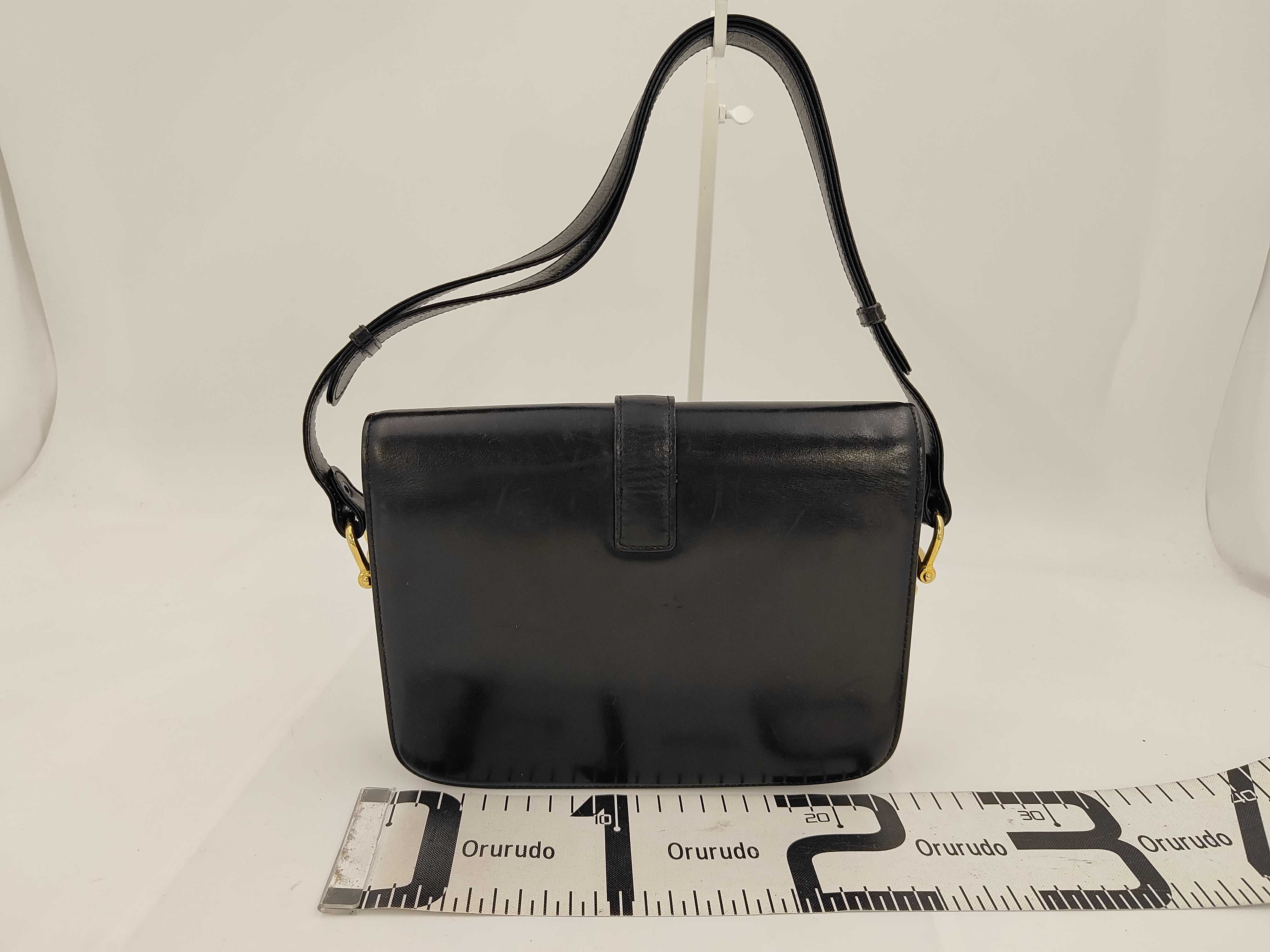 Black D02 Triomphe Leather Shoulder Bag — view 2
