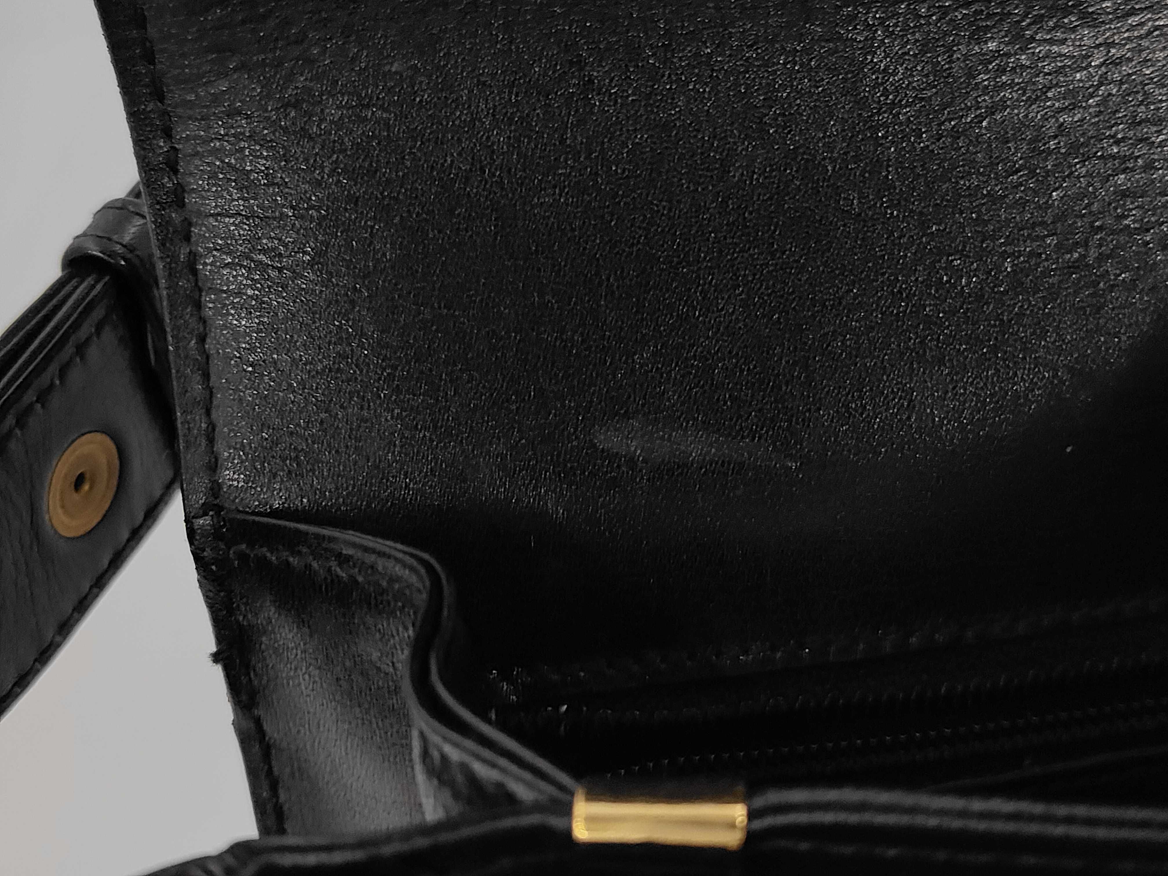 Black D02 Triomphe Leather Shoulder Bag — view 11