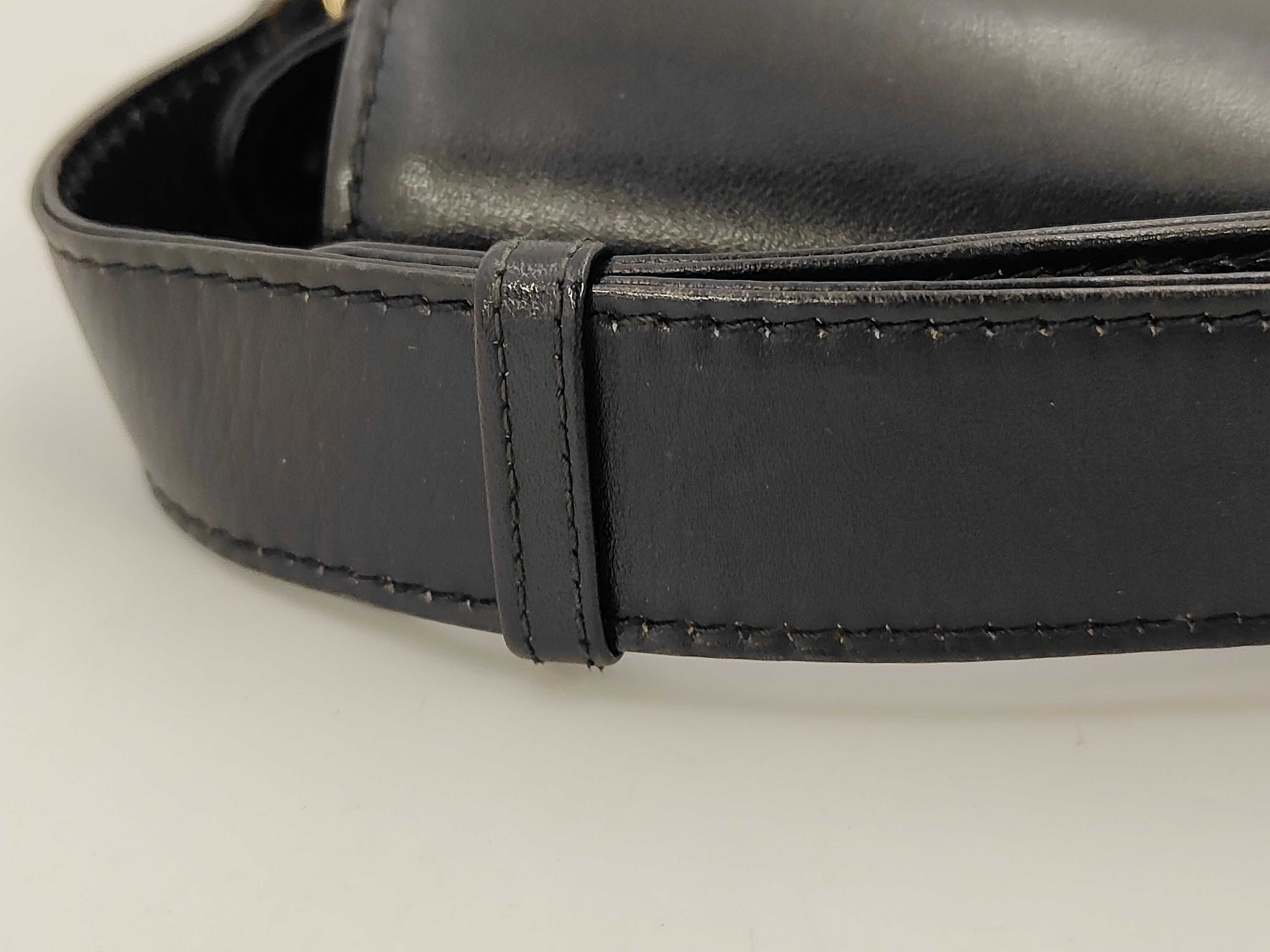 Black D02 Triomphe Leather Shoulder Bag — view 4