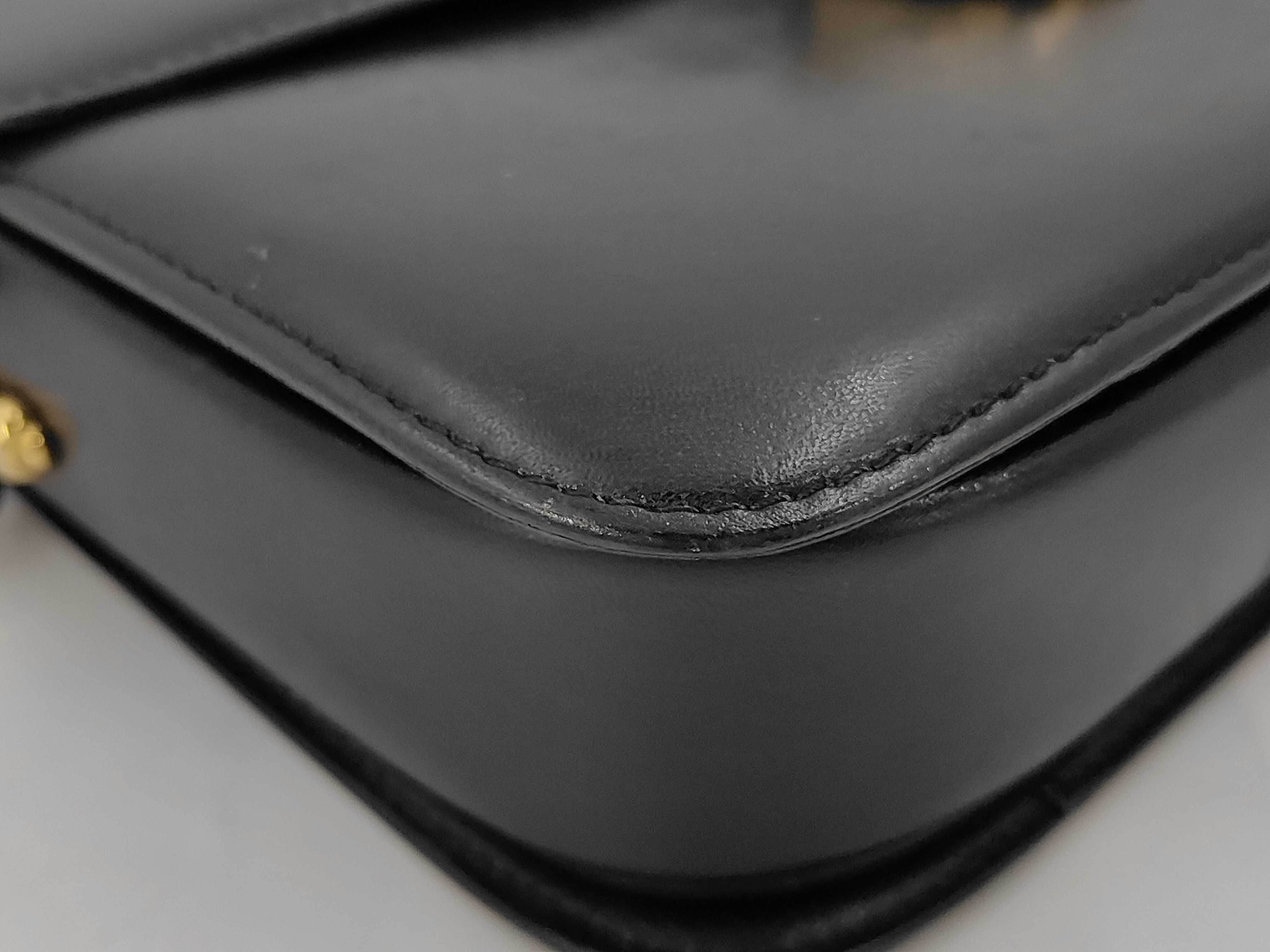 Black D02 Triomphe Leather Shoulder Bag — view 6