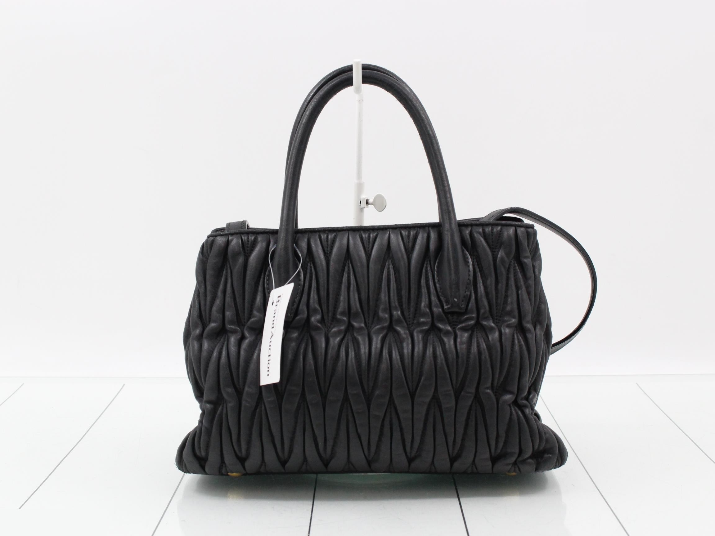 Matelassé (bag) - Shoulder bag — view 2