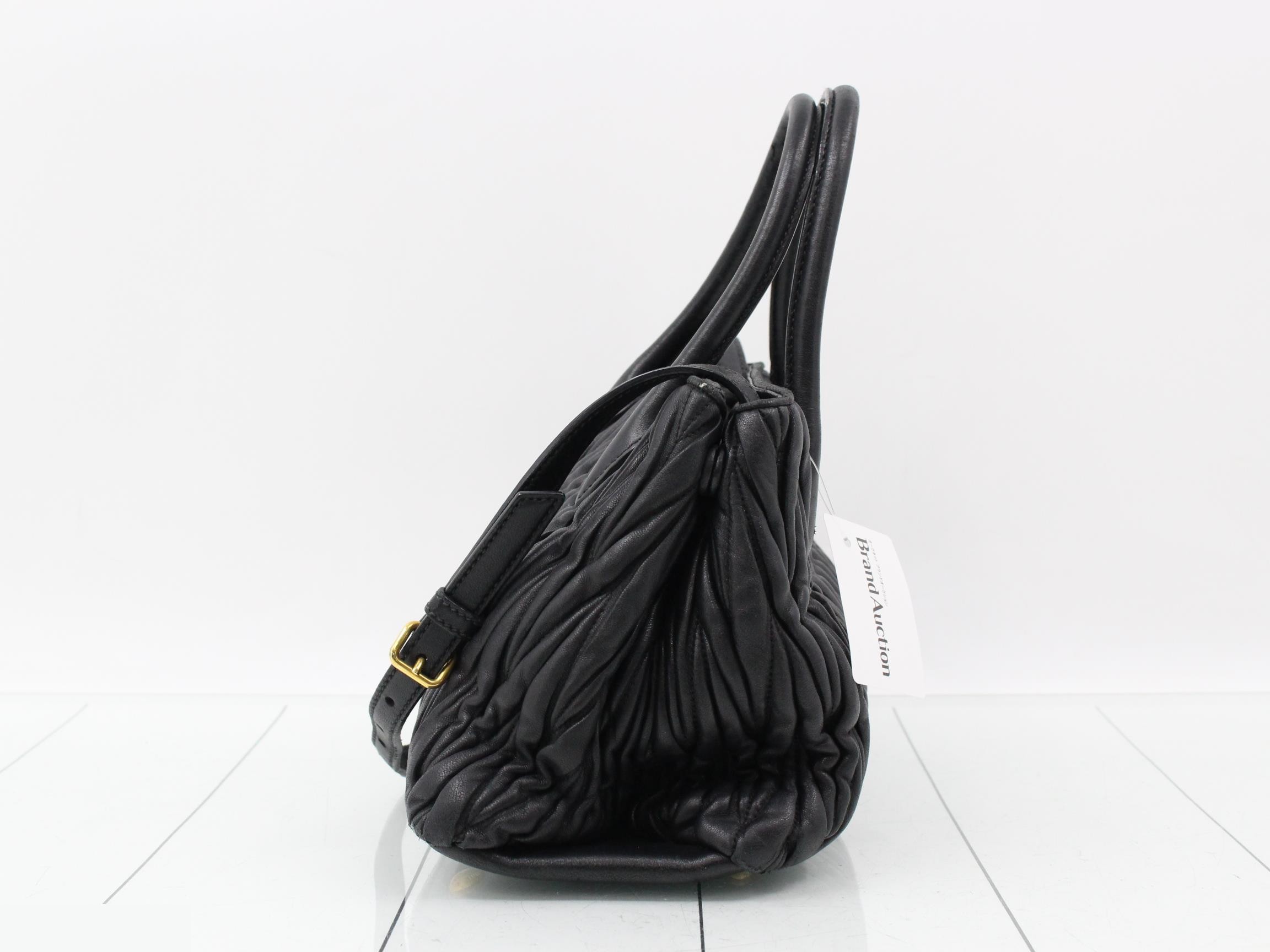 Matelassé (bag) - Shoulder bag — view 3