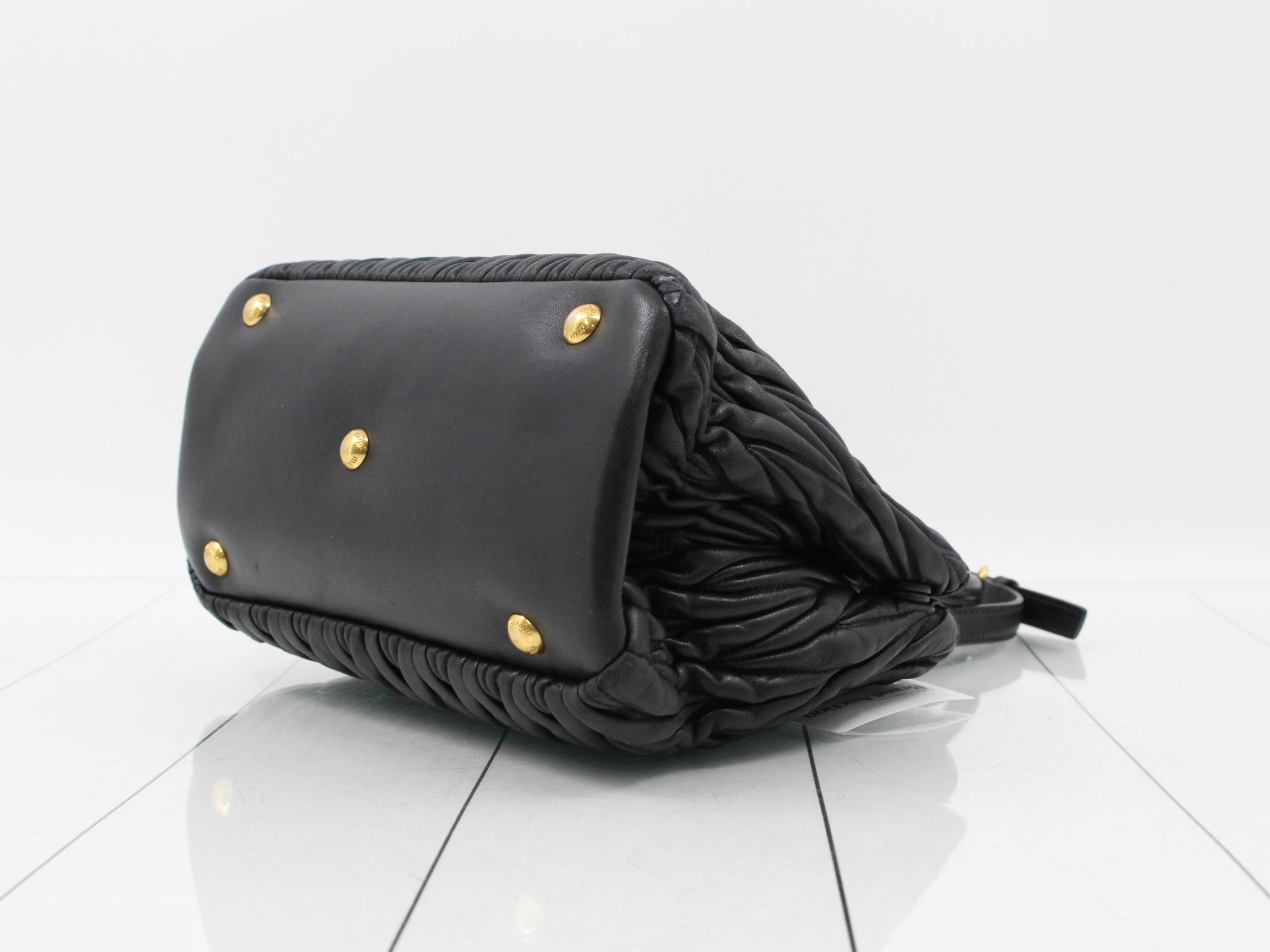 Matelassé (bag) - Shoulder bag — view 6