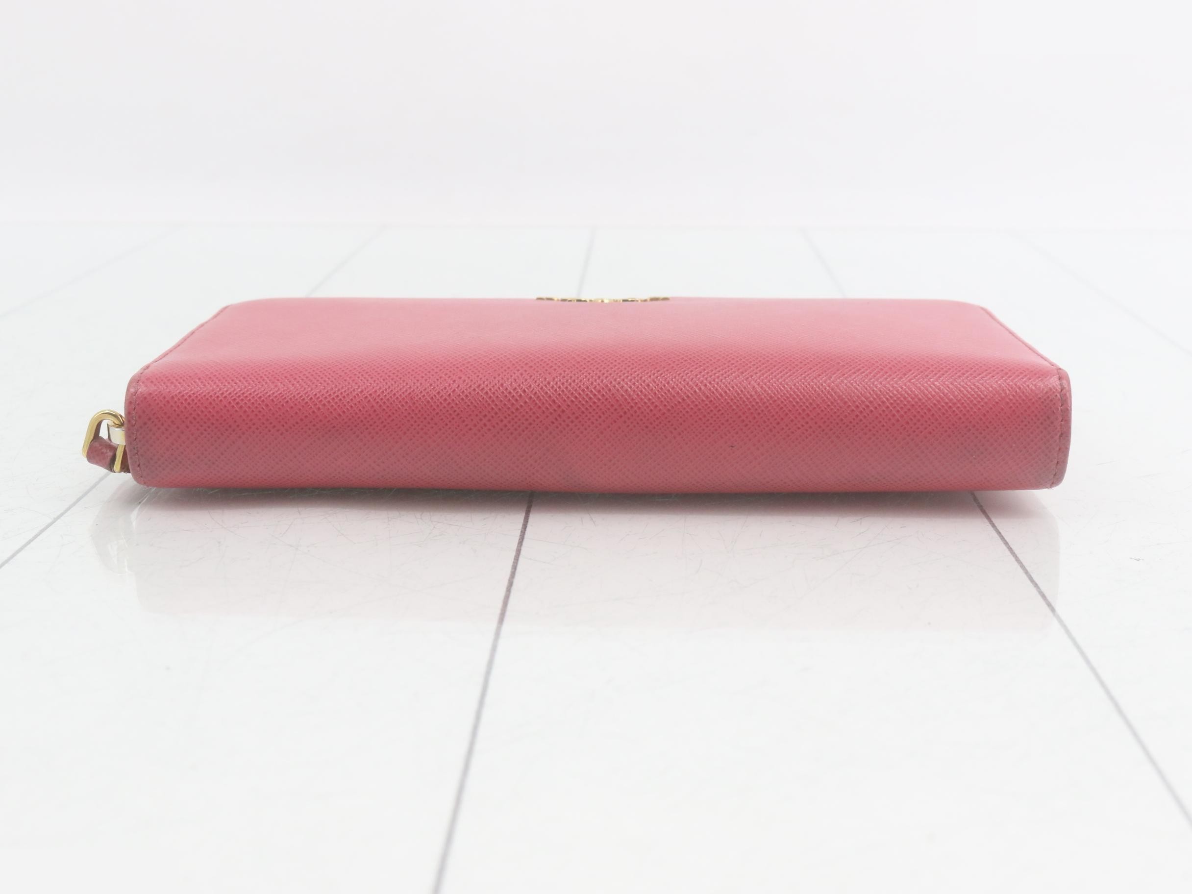 Long wallet, Saffiano leather, pink — view 3