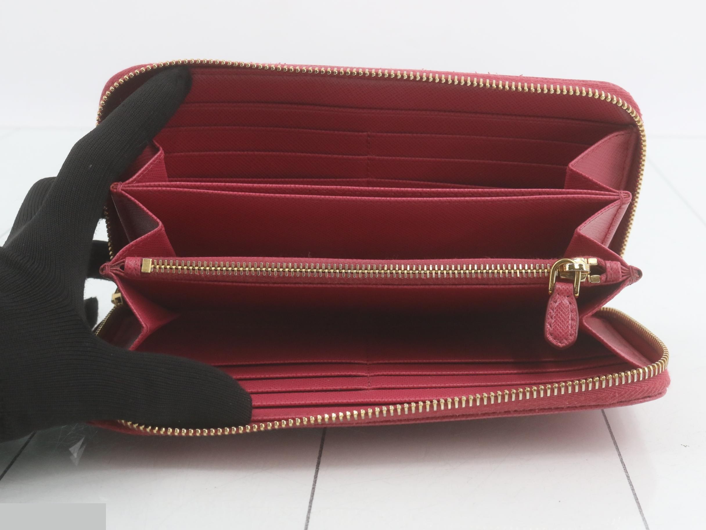 Long wallet, Saffiano leather, pink — view 4