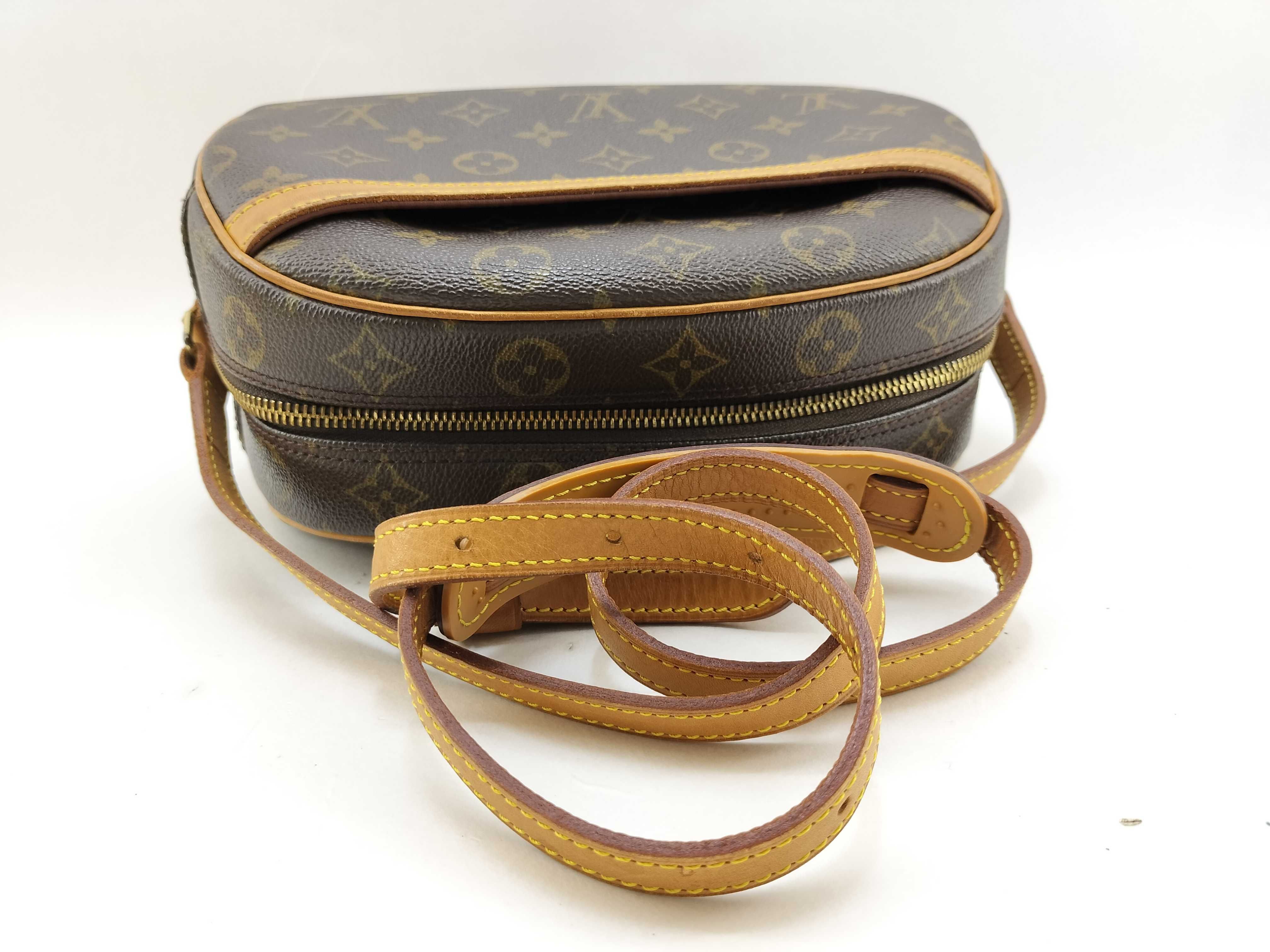 Monogram Blois M51221 BA0063 Brown Shoulder Bag — view 8