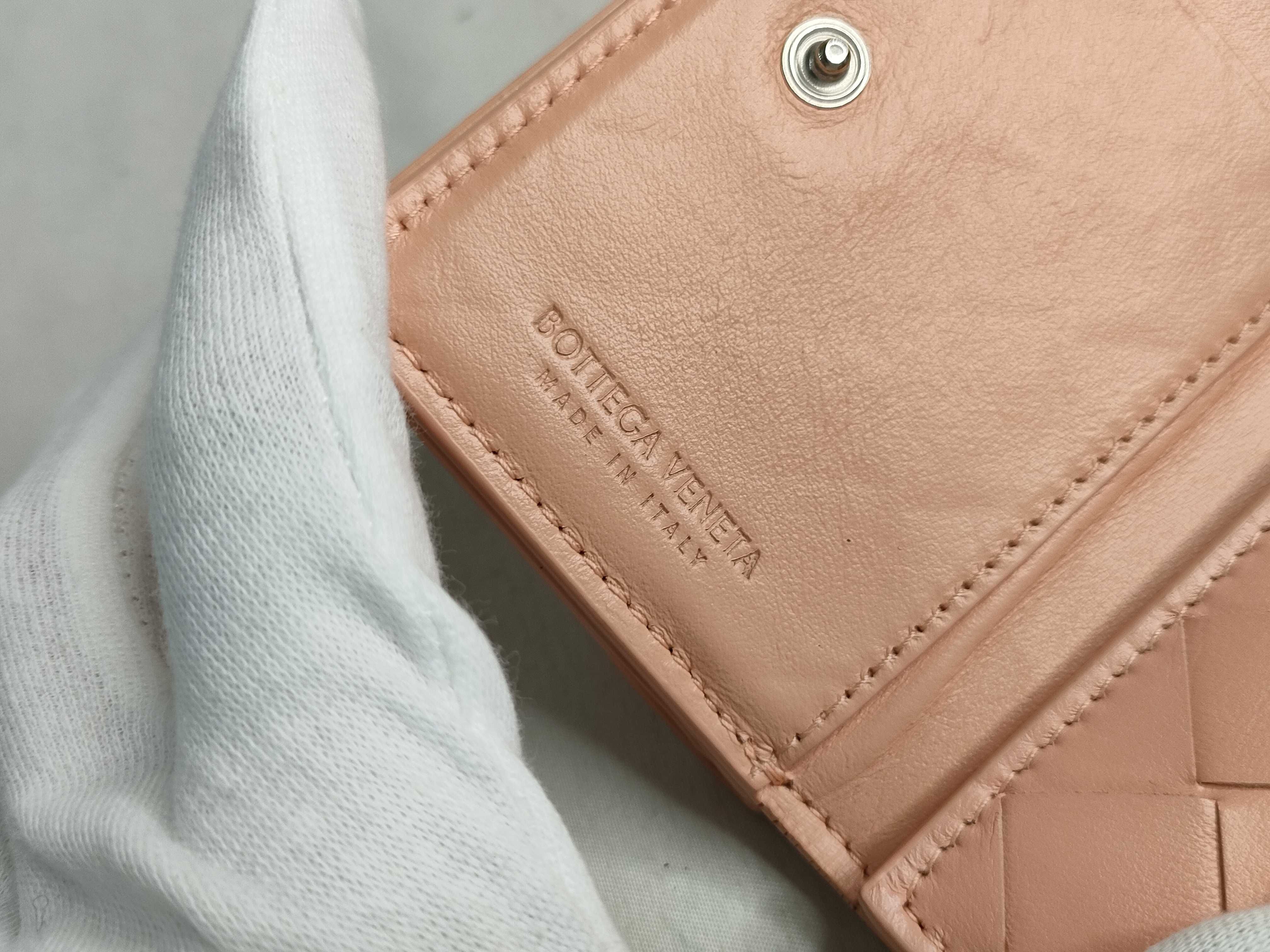 Intrecciato Bi-fold Wallet with Double Snap Closure — view 11