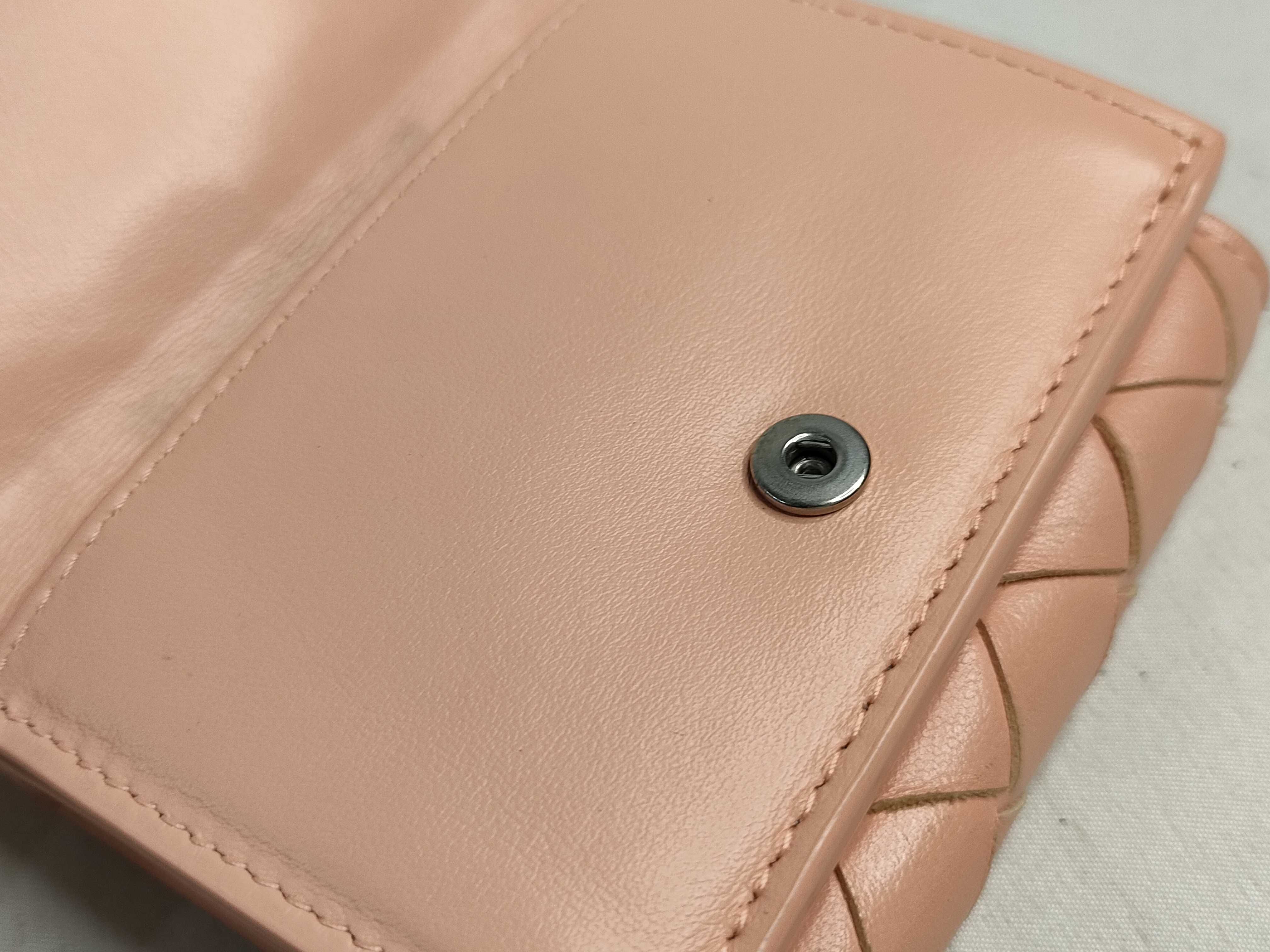 Intrecciato Bi-fold Wallet with Double Snap Closure — view 13
