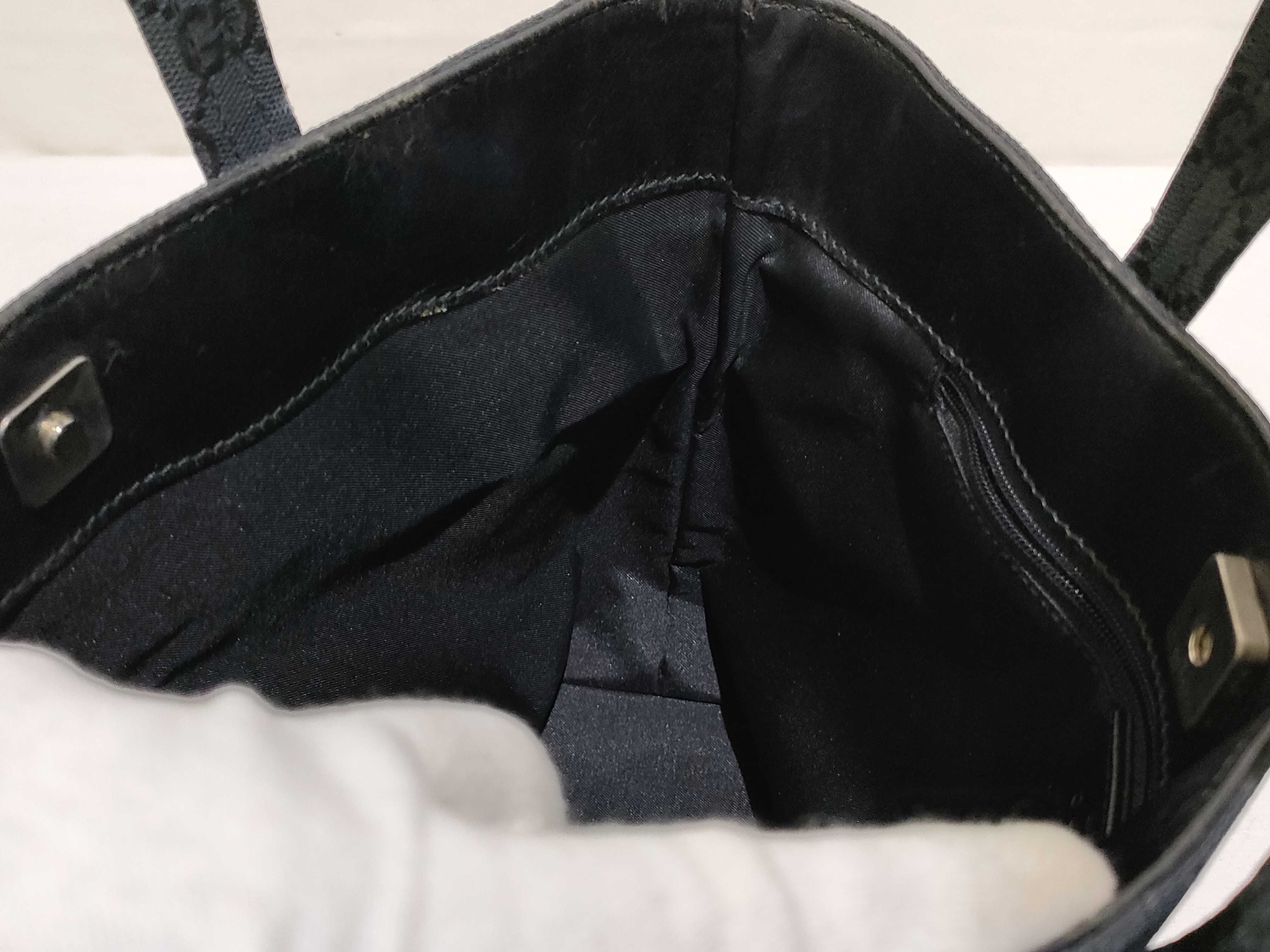 GG Canvas Handbag, Double Pocket Handbag — view 11